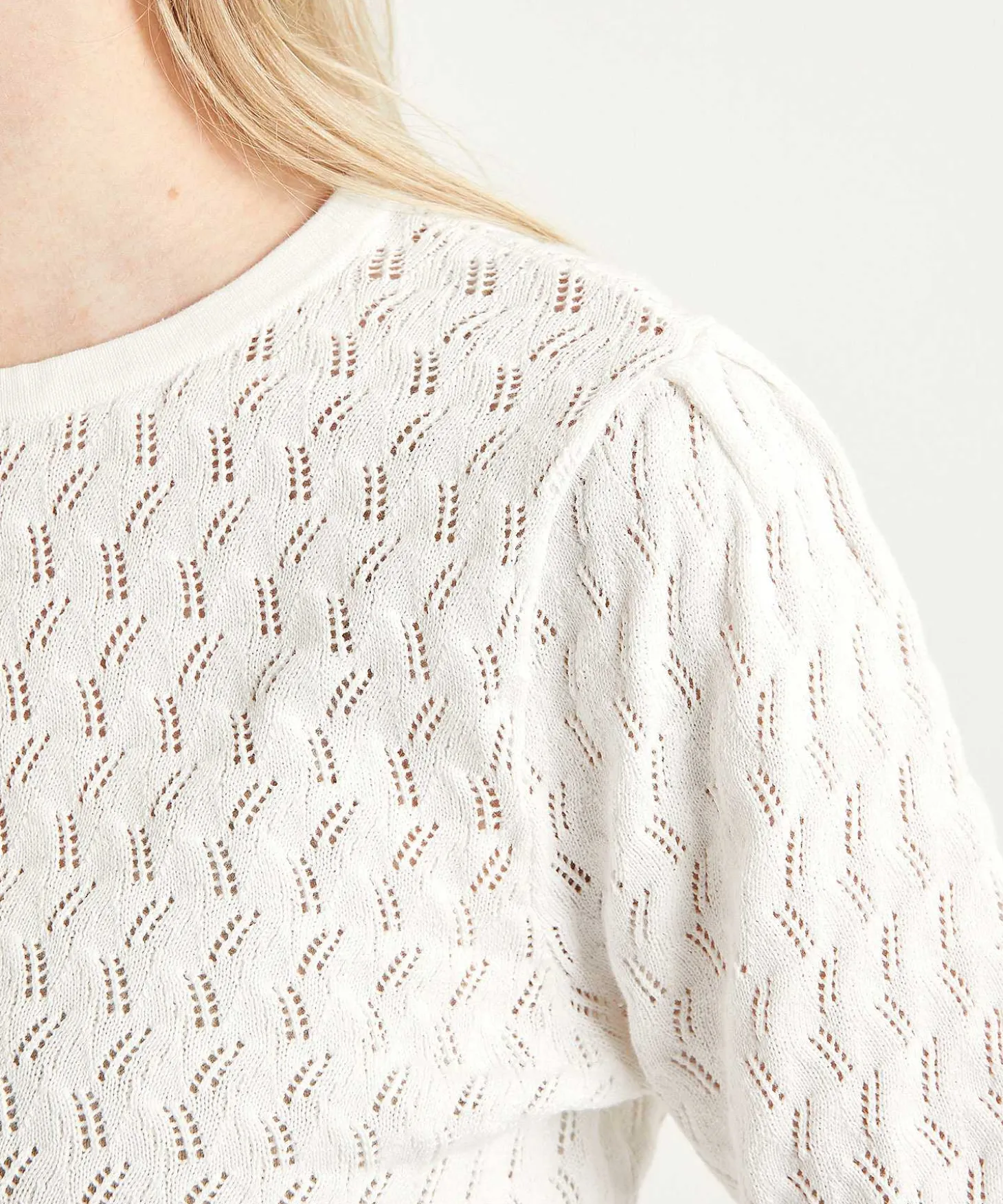 ajour_sweater_1.webp Ajour Sweater** Discount