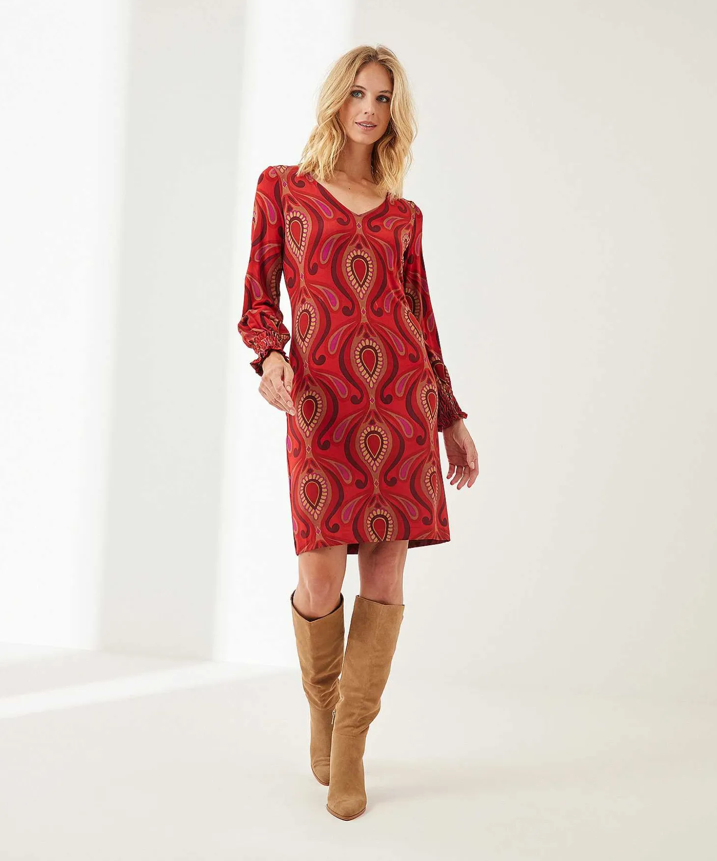 ana_alcazar_dress_vneck_s_2.webp Dress V-Neck Slinky Paisley*Ana Alcazar Outlet