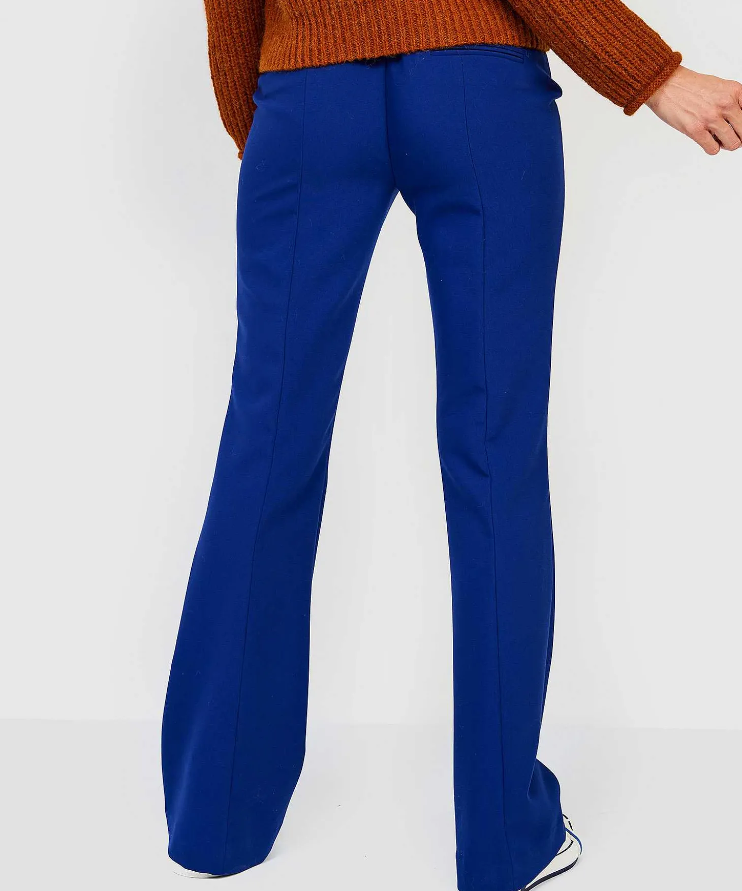 beaumont_trousers_flared__1.webp Trousers Flared Blue*Beaumont Sale