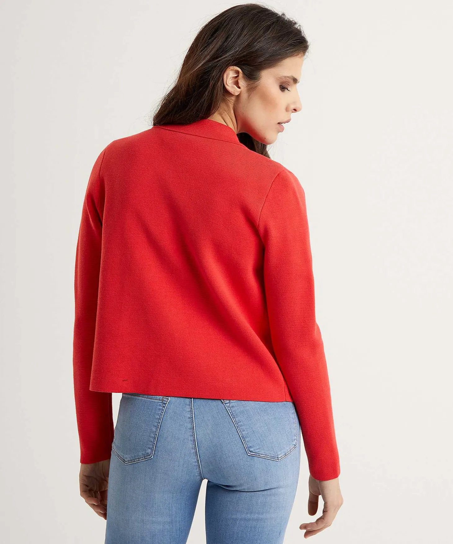 blazer_vest_short_puntak_1.webp Blazer Vest Short Puntaknit** Outlet