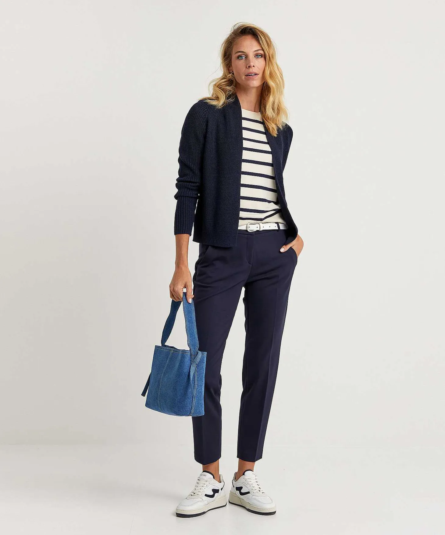 brax_cropped_jersey_chino_1.webp Cropped Jersey Chino Maron*Brax Online