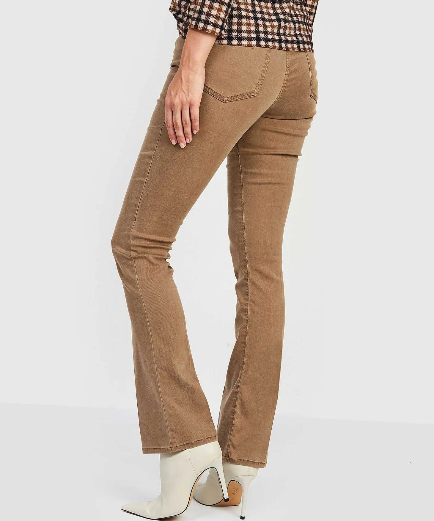brax_pants_shakira_3-1.webp Pants Shakira*Brax Clearance