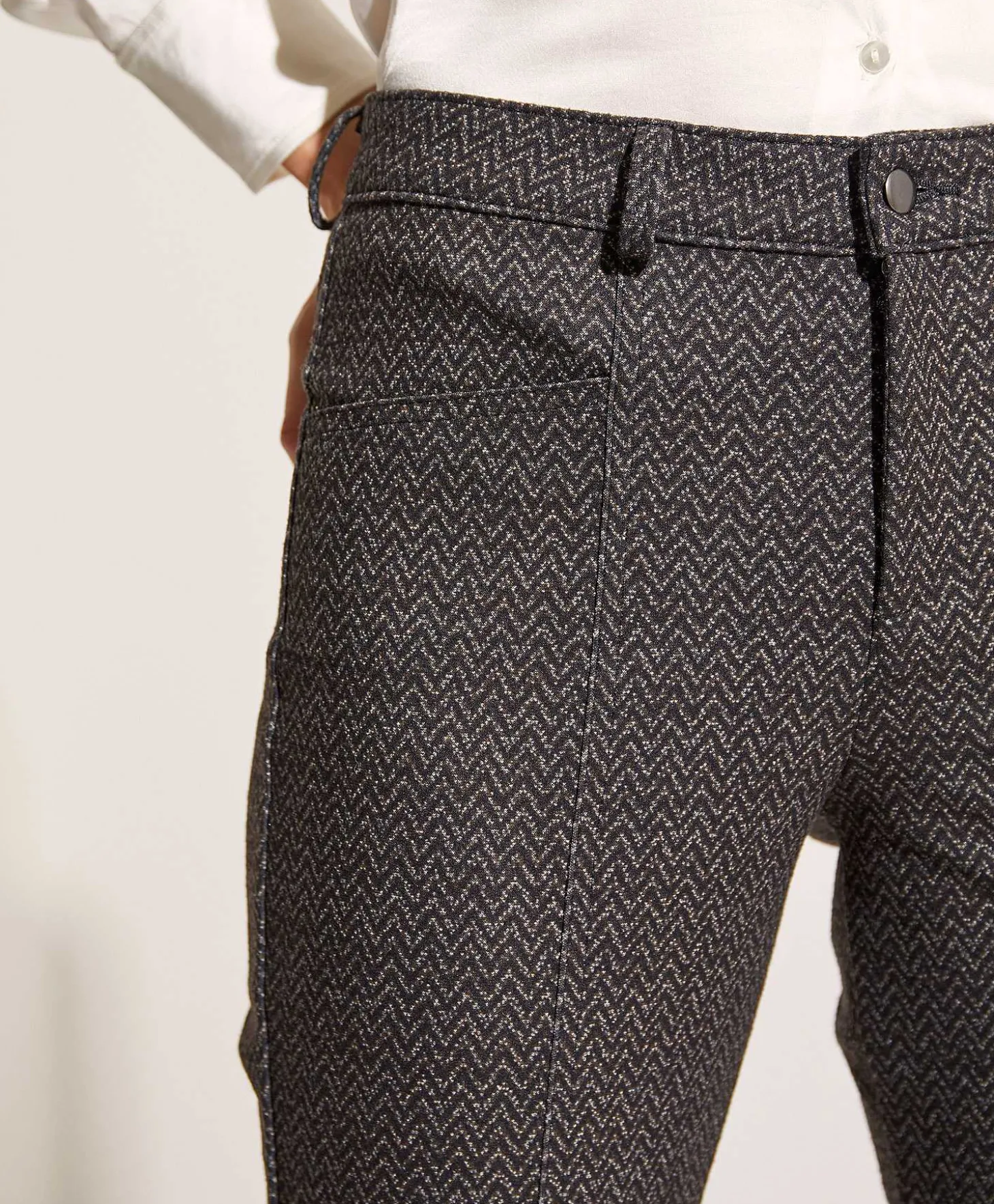brax_pants_with_zigzag_pr_3.webp Pants With Zigzag Print Shakira*Brax Shop