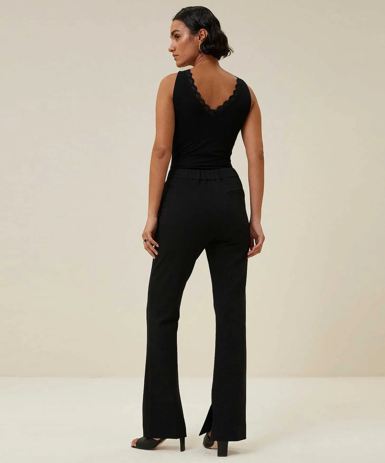 bybar_basic_singlet_lace_2-1.webp Basic Singlet Lace*By-Bar Best