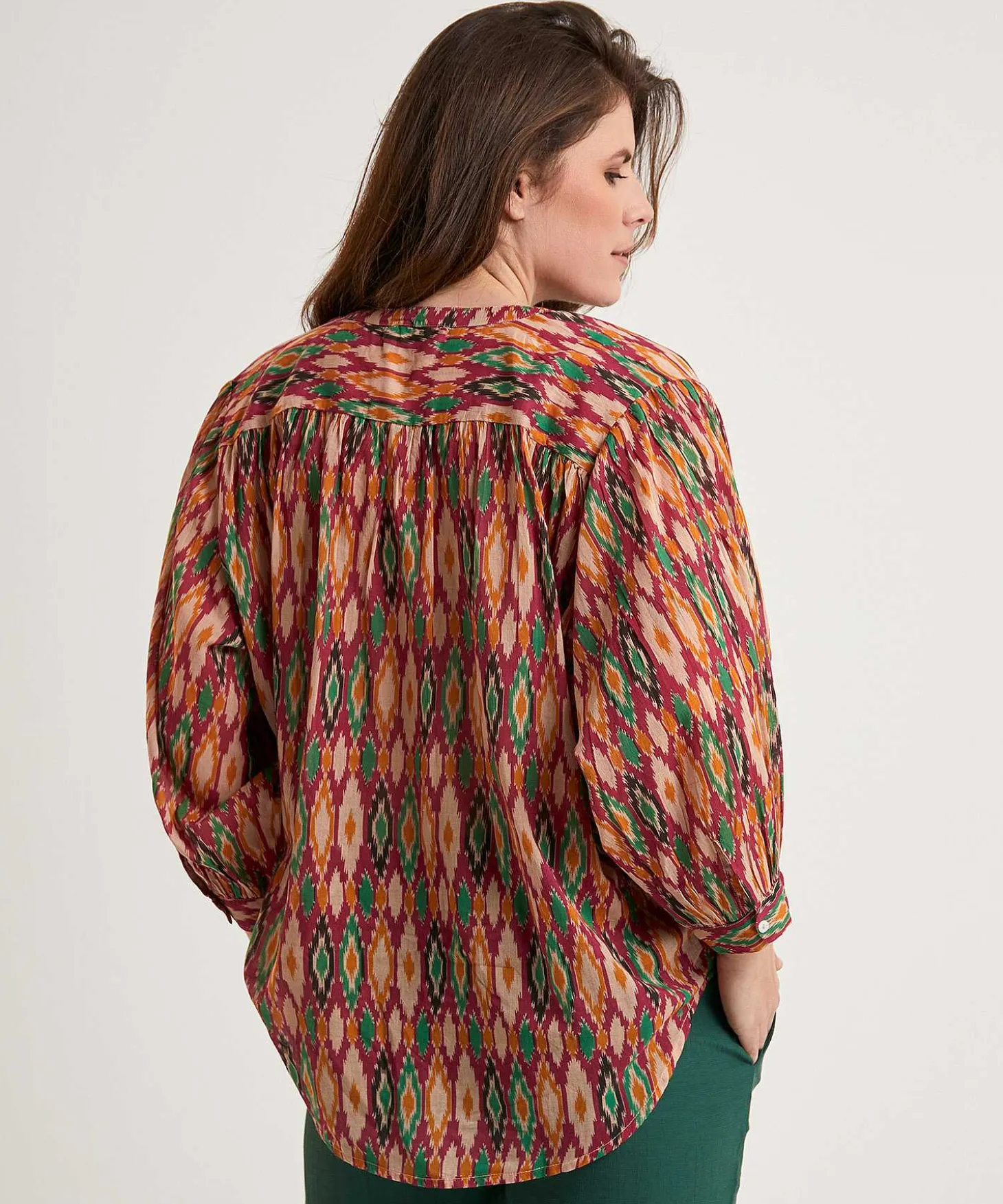 bybar_blouse_ikatprint_lu_3.webp Blouse Ikatprint Lucy*By-Bar Shop