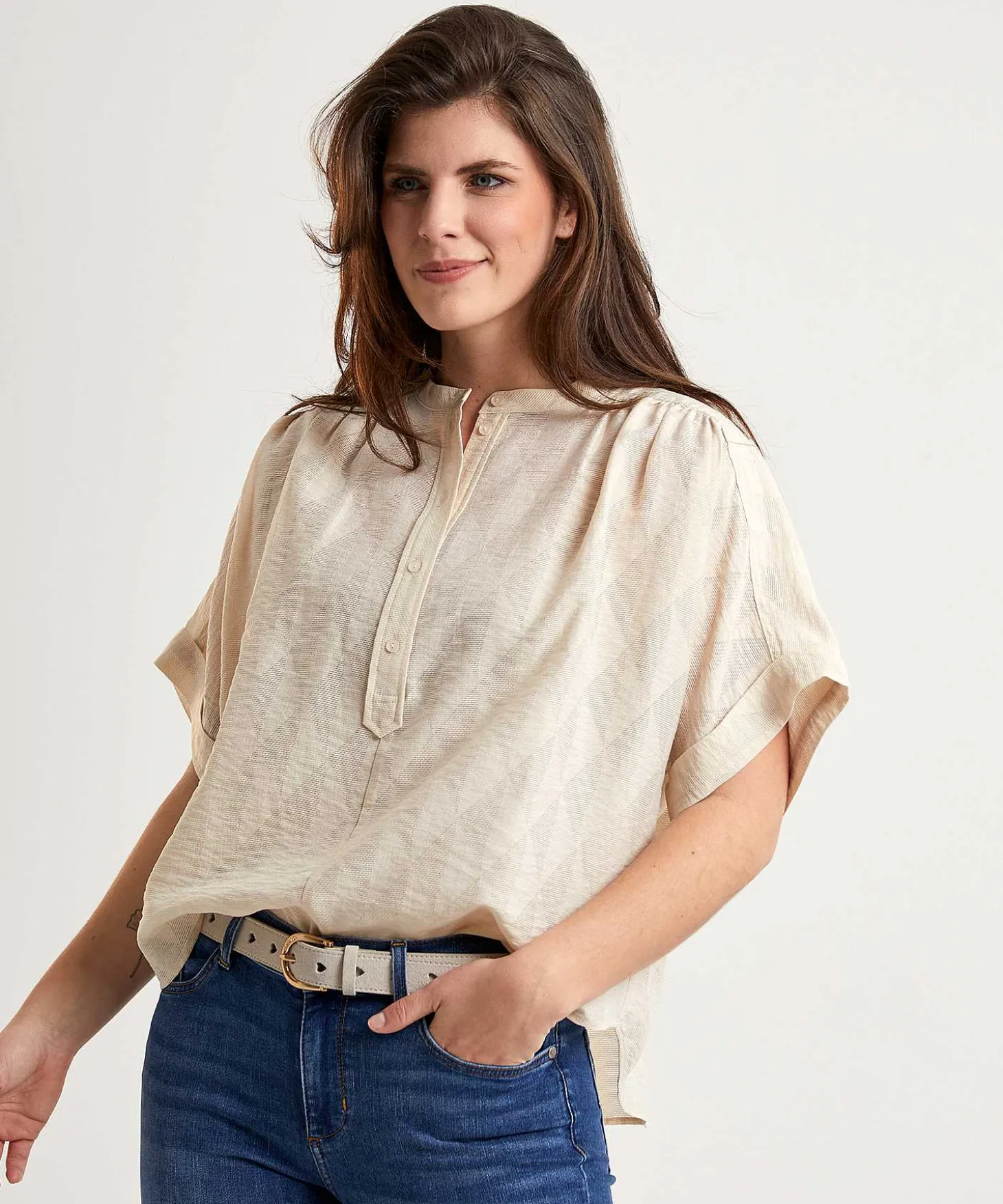 bybar_blouse_short_sleeve_1.webp Blouse Short Sleeve Axel Geo*By-Bar Store