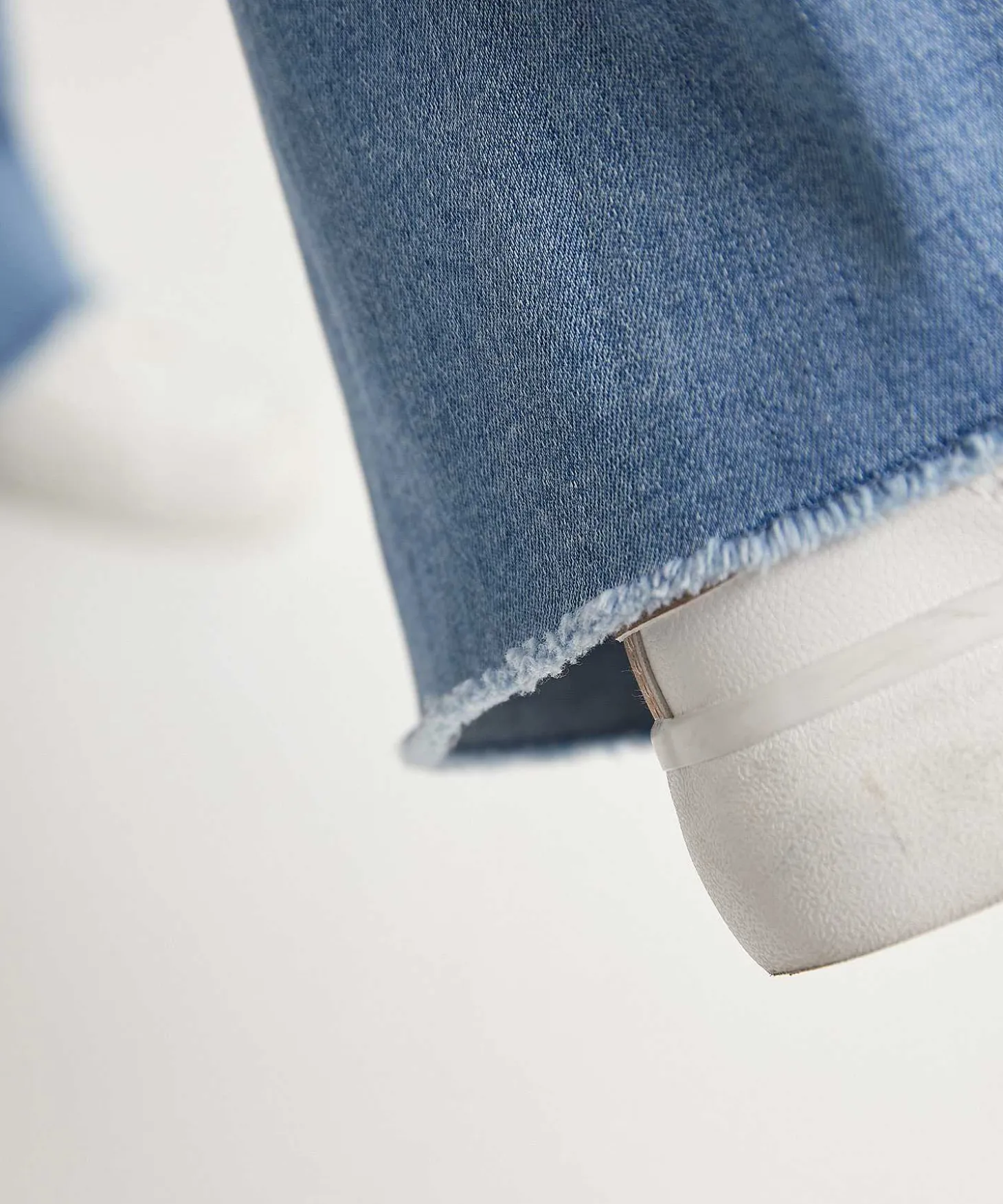 cambio_flared_jeans_fabie_1.webp Flared Jeans Fabienne*Cambio Flash Sale