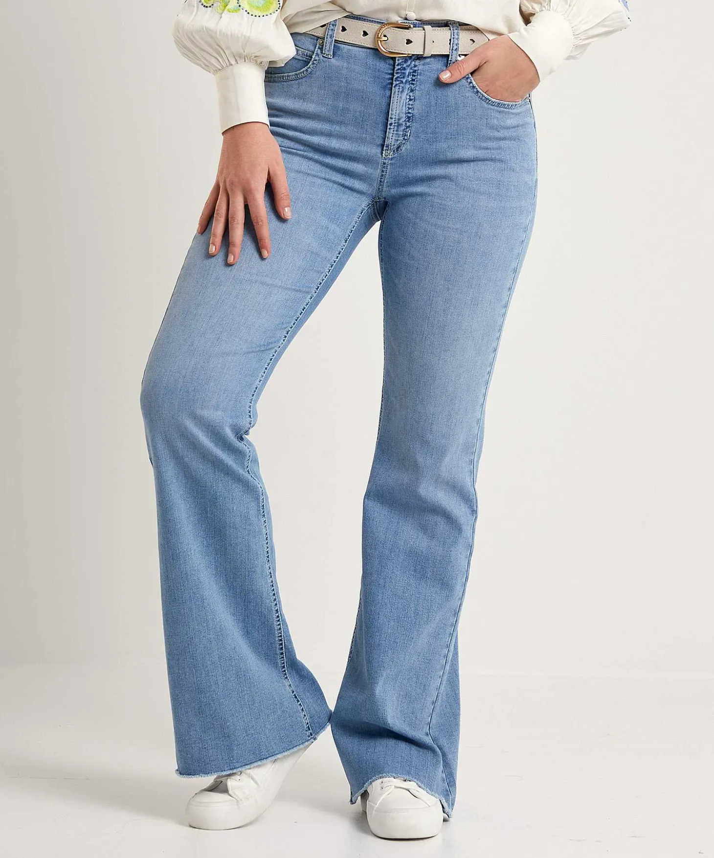 cambio_flared_jeans_fabie_2.webp Flared Jeans Fabienne*Cambio Flash Sale