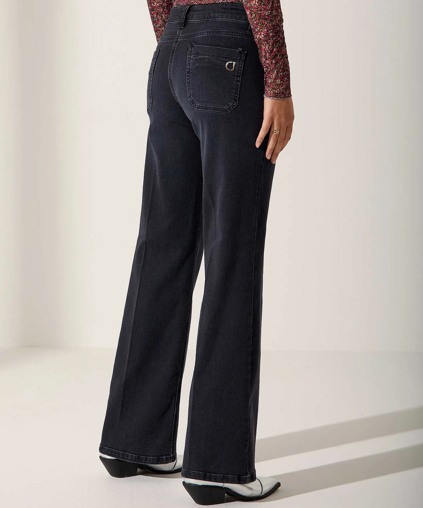 cambio_flared_jeans_tess_3.webp Flared Jeans Tess*Cambio Clearance