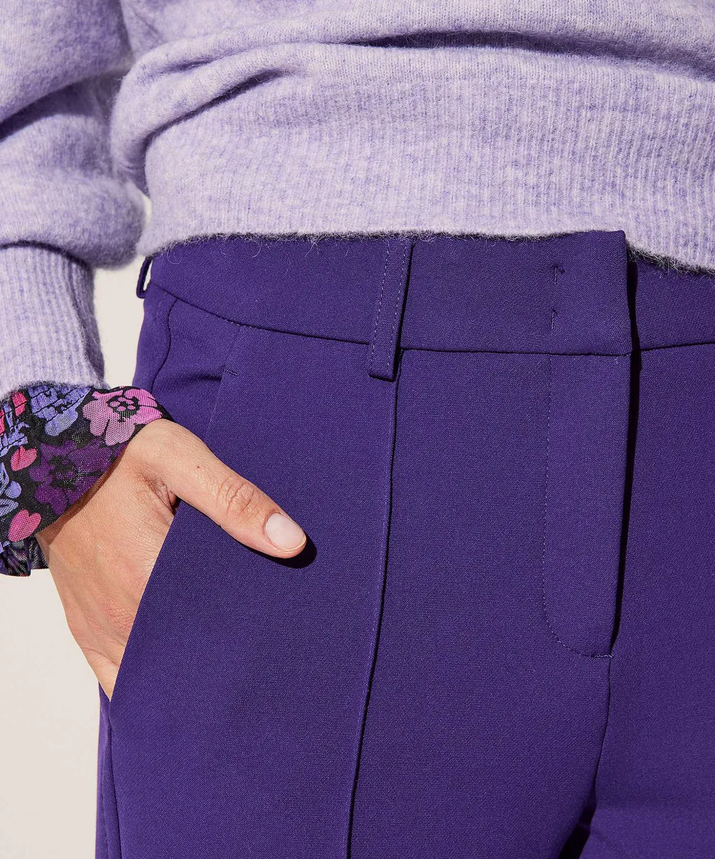 cambio_flared_trousers_pi_0.webp Flared Trousers Pintucks Fawn*Cambio Best Sale