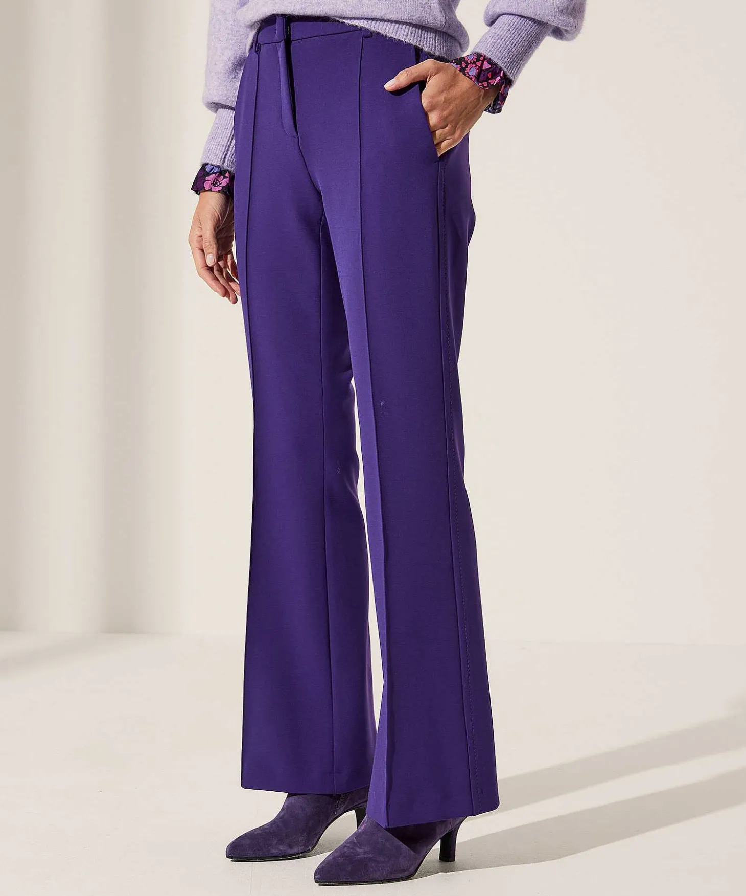 cambio_flared_trousers_pi_2.webp Flared Trousers Pintucks Fawn*Cambio Best Sale