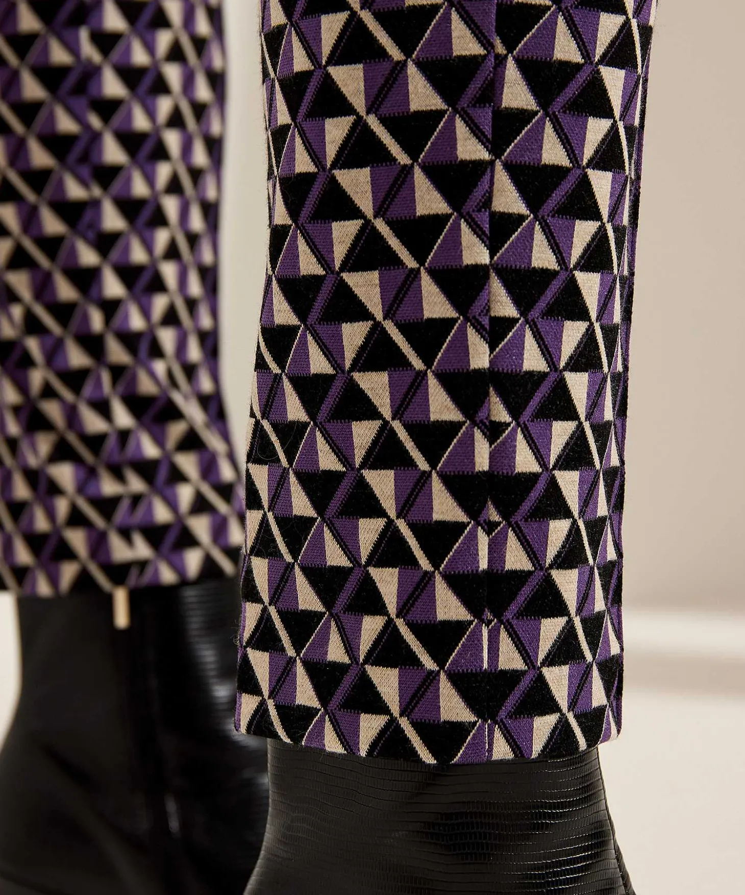 cambio_jacquard_trousers__3-1.webp Jacquard Trousers Graphic Ros*Cambio Sale