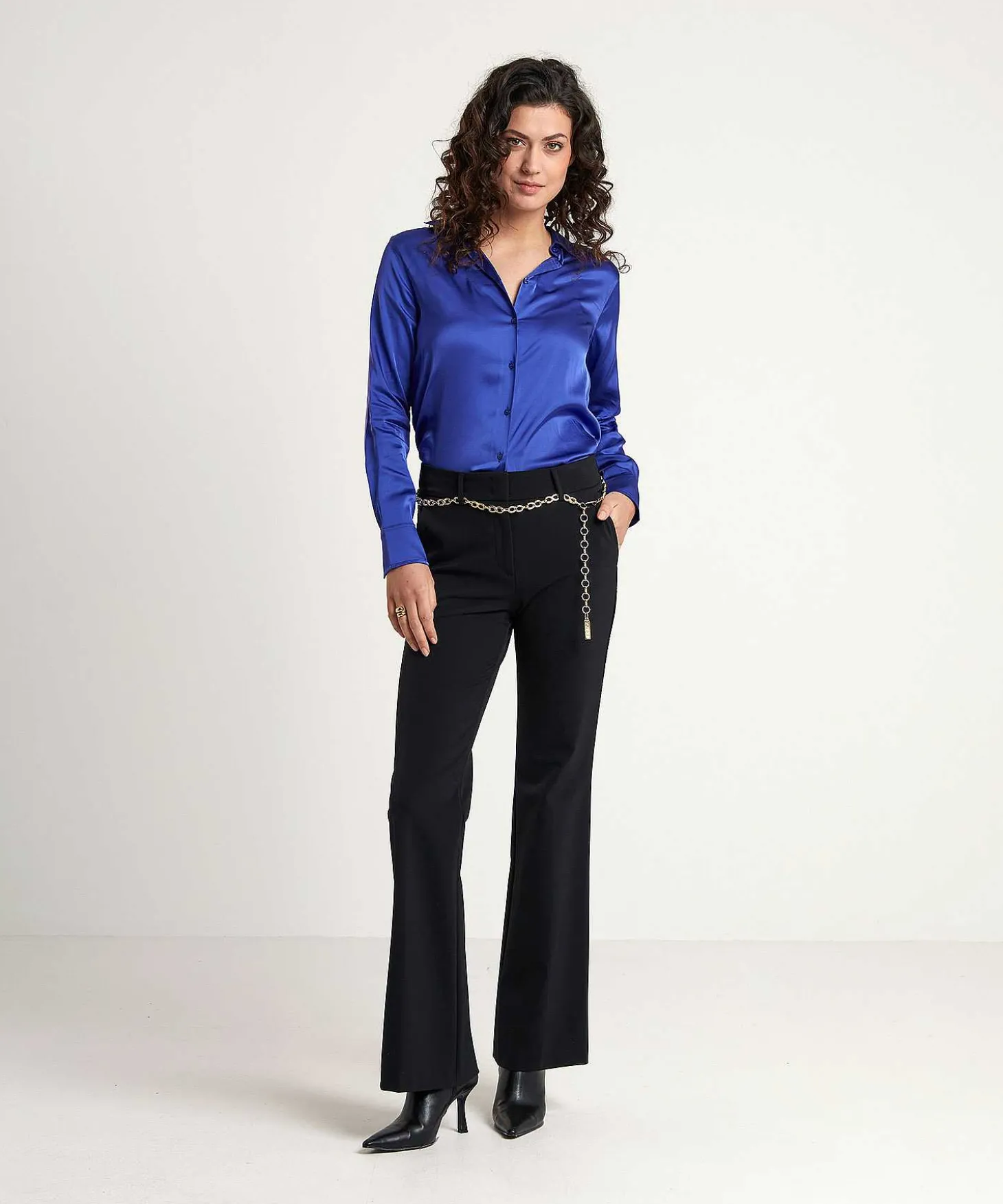 cambio_soft_techno_flared_3.webp Soft Techno Flared Trousers France*Cambio Store