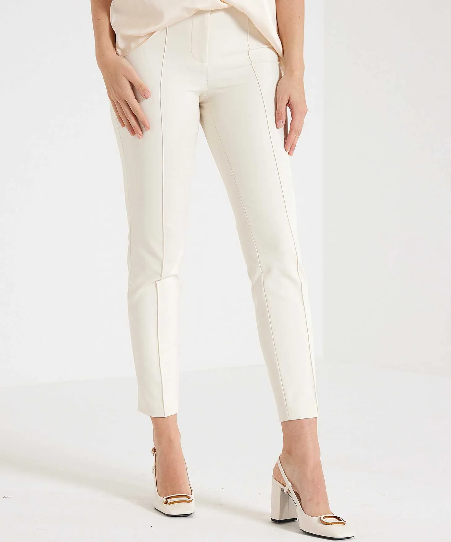cambio_soft_techno_trouse_2-3.webp Soft Techno Trousers With Partial Seam Ros*Cambio Online