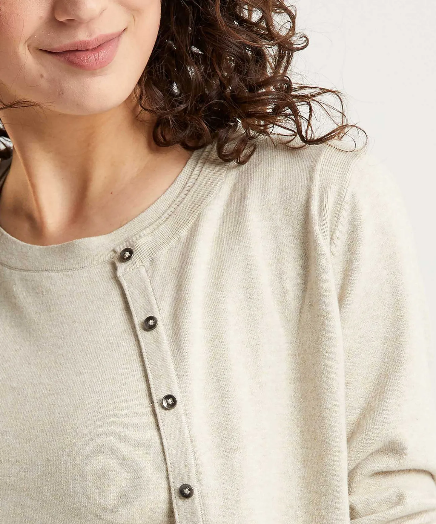 cardigan_0.webp Cardigan** Clearance