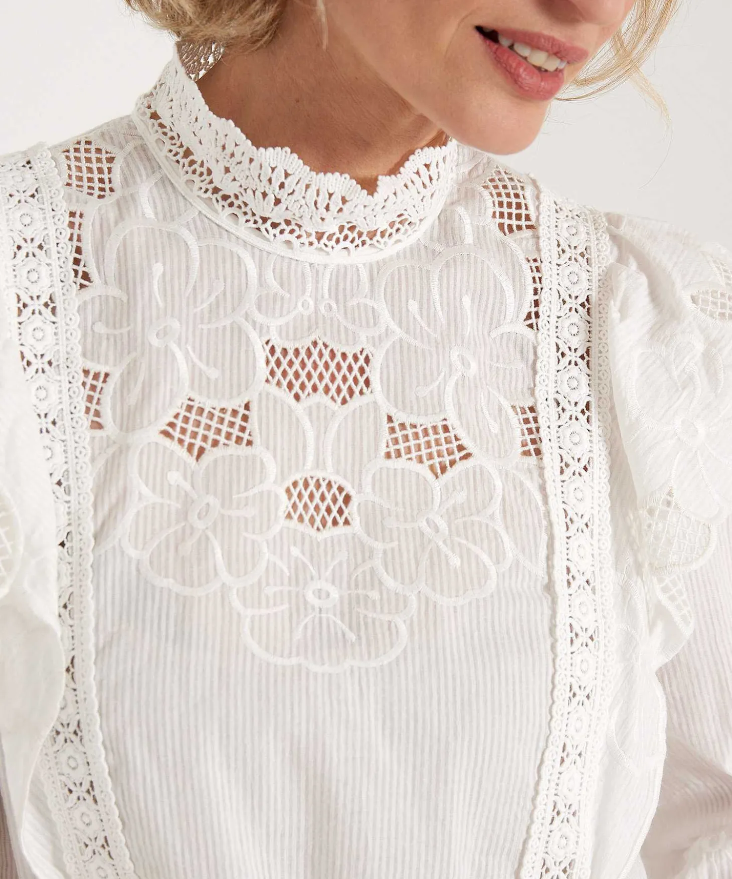 caroline_biss_blouse_brod_1.webp Blouse Broderie*Caroline Biss Fashion
