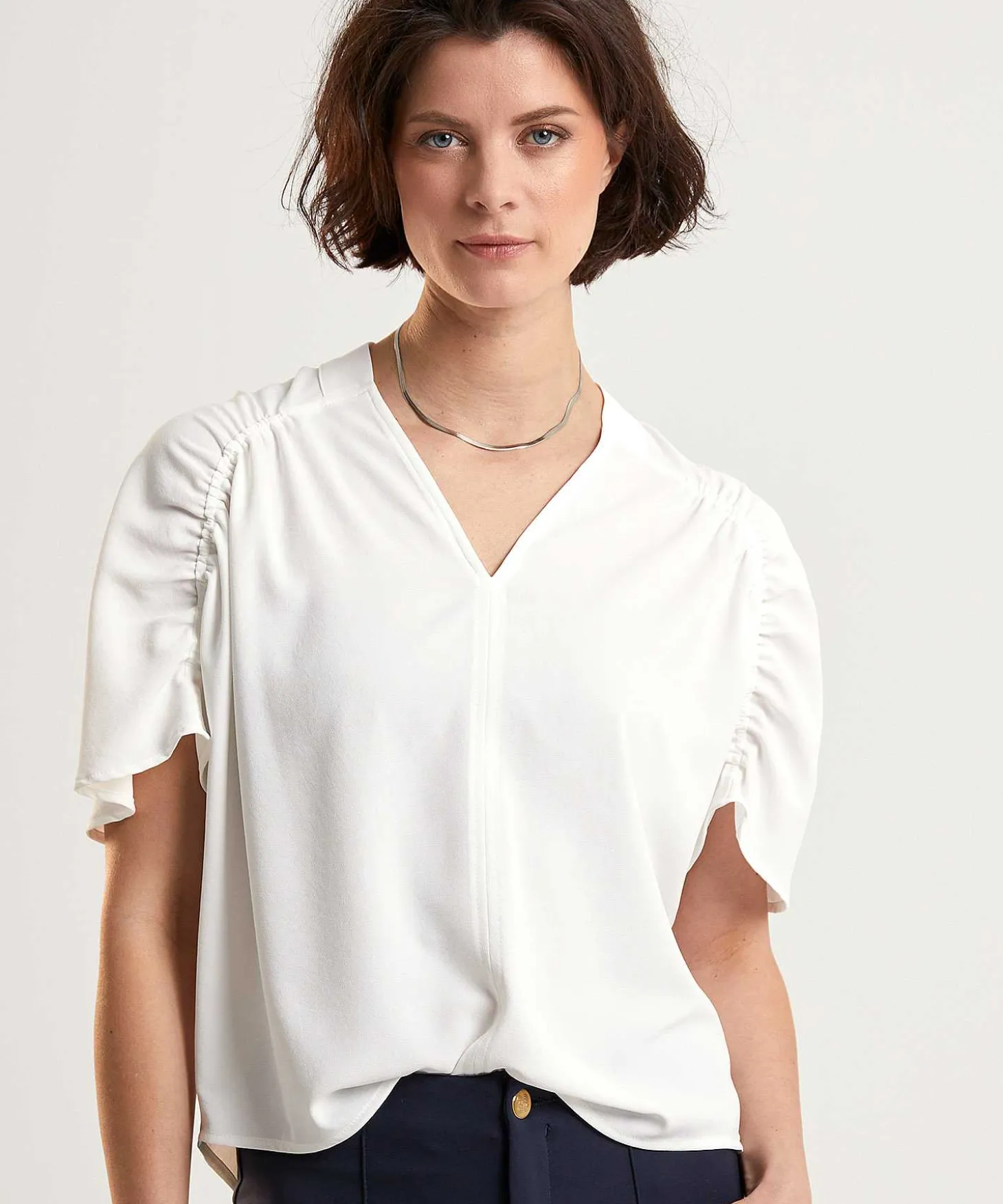 caroline_biss_blouse_smoc_1.webp Blouse Smock Shoulder*Caroline Biss Store