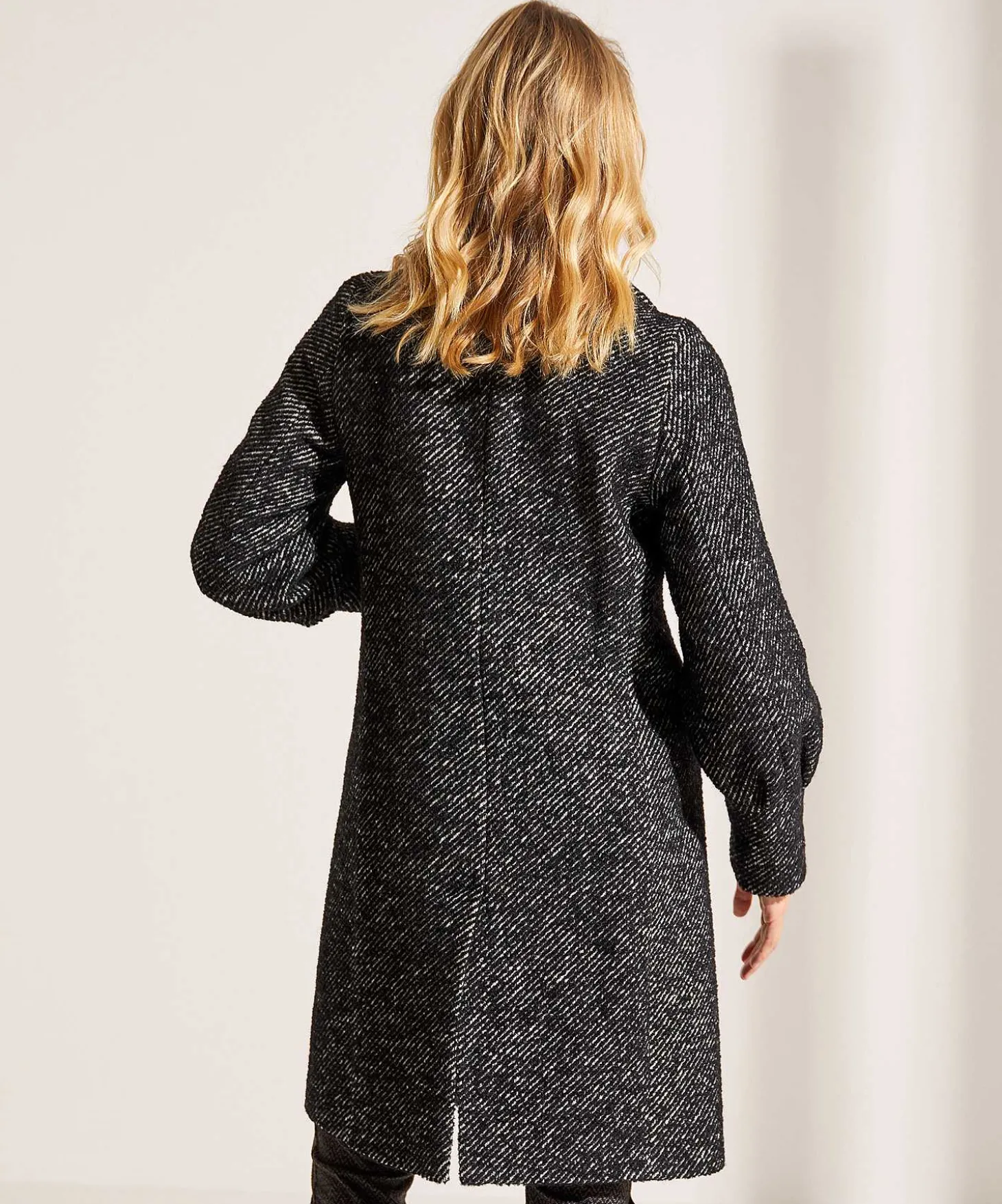 creenstone_twill_boucle_m_1.webp Twill Boucle Mantle*Creenstone Fashion