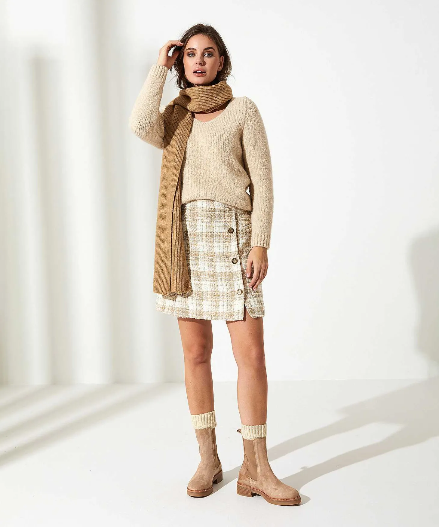 due_amanti_boucle_skirt_d_0.webp Boucle Skirt Decorative Buttons Reece*Due Amanti Cheap
