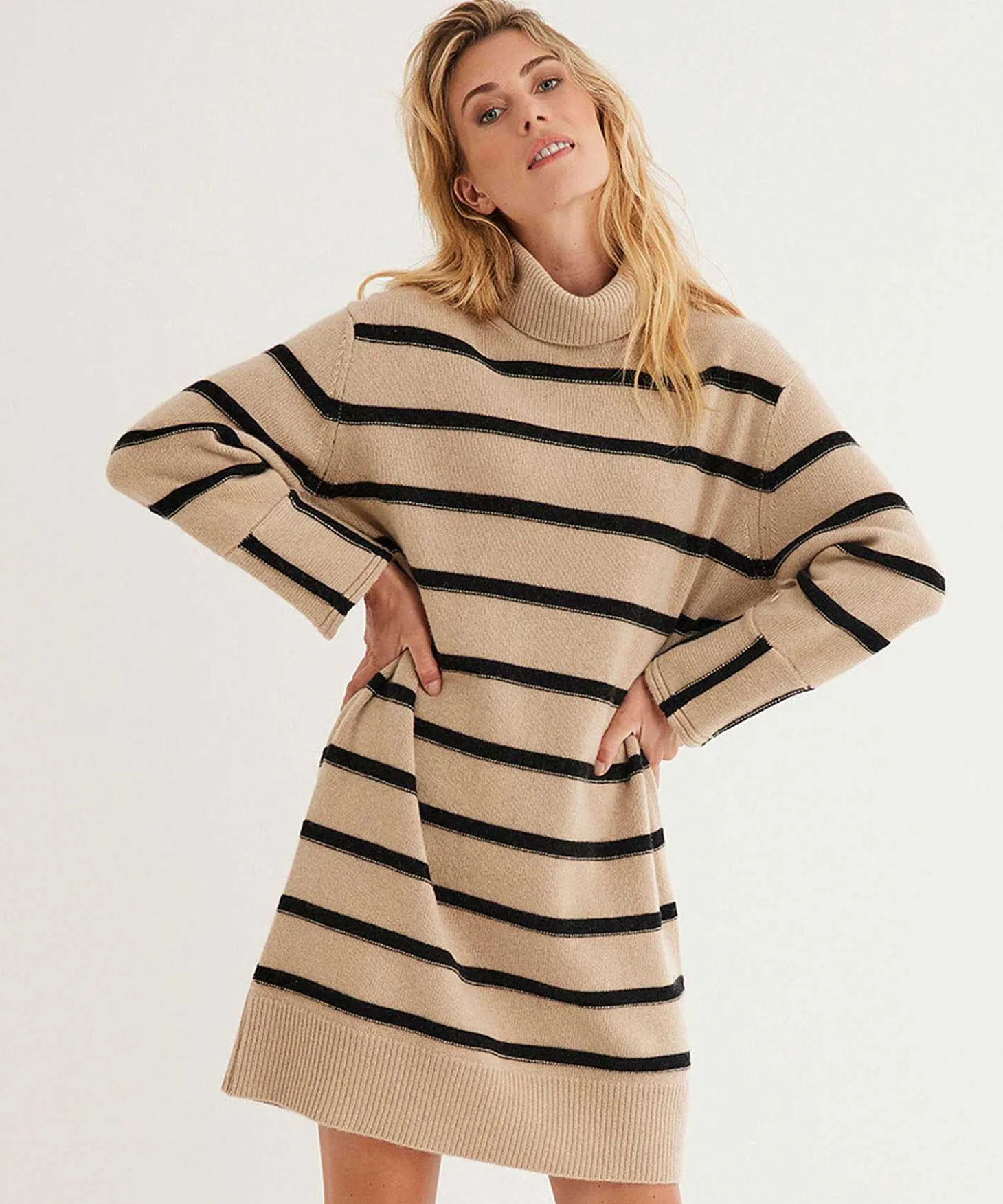 due_amanti_oversized_dres_3.webp Oversized Dress Striped Knit Raman*Due Amanti Online