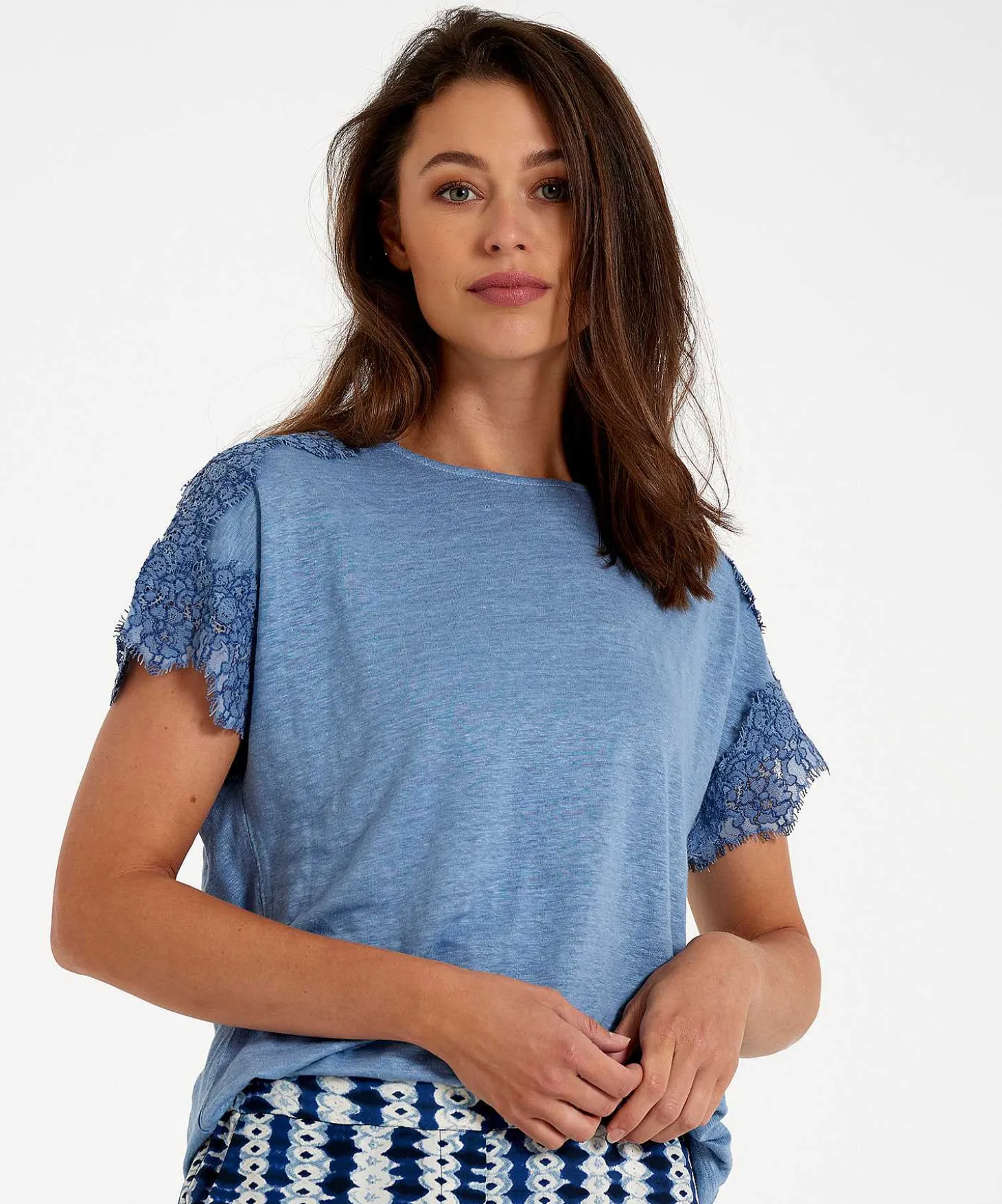 emotions_linen_shirt_lace_1.webp Linen Shirt Lace Shoulders*Emotions Sale