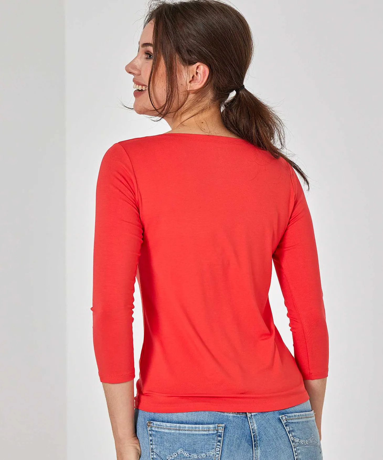 essentials_shirt__sleeve_2.webp Essentials Shirt 3/4 Sleeve** Sale