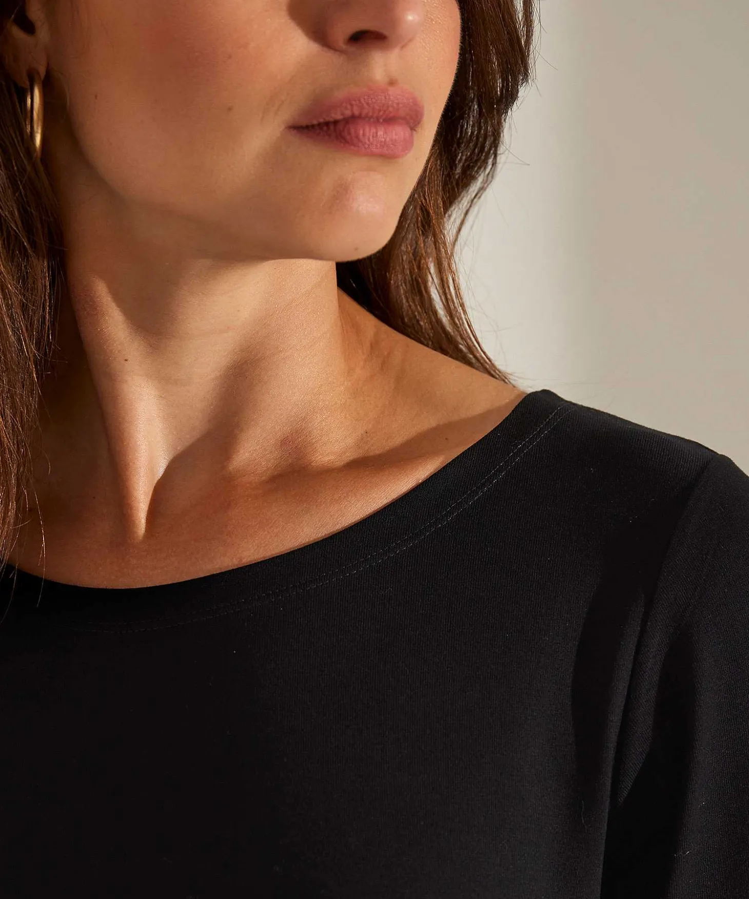 essentials_shirt_long_sl_2-1.webp Essentials Shirt Long Sleeve** Online