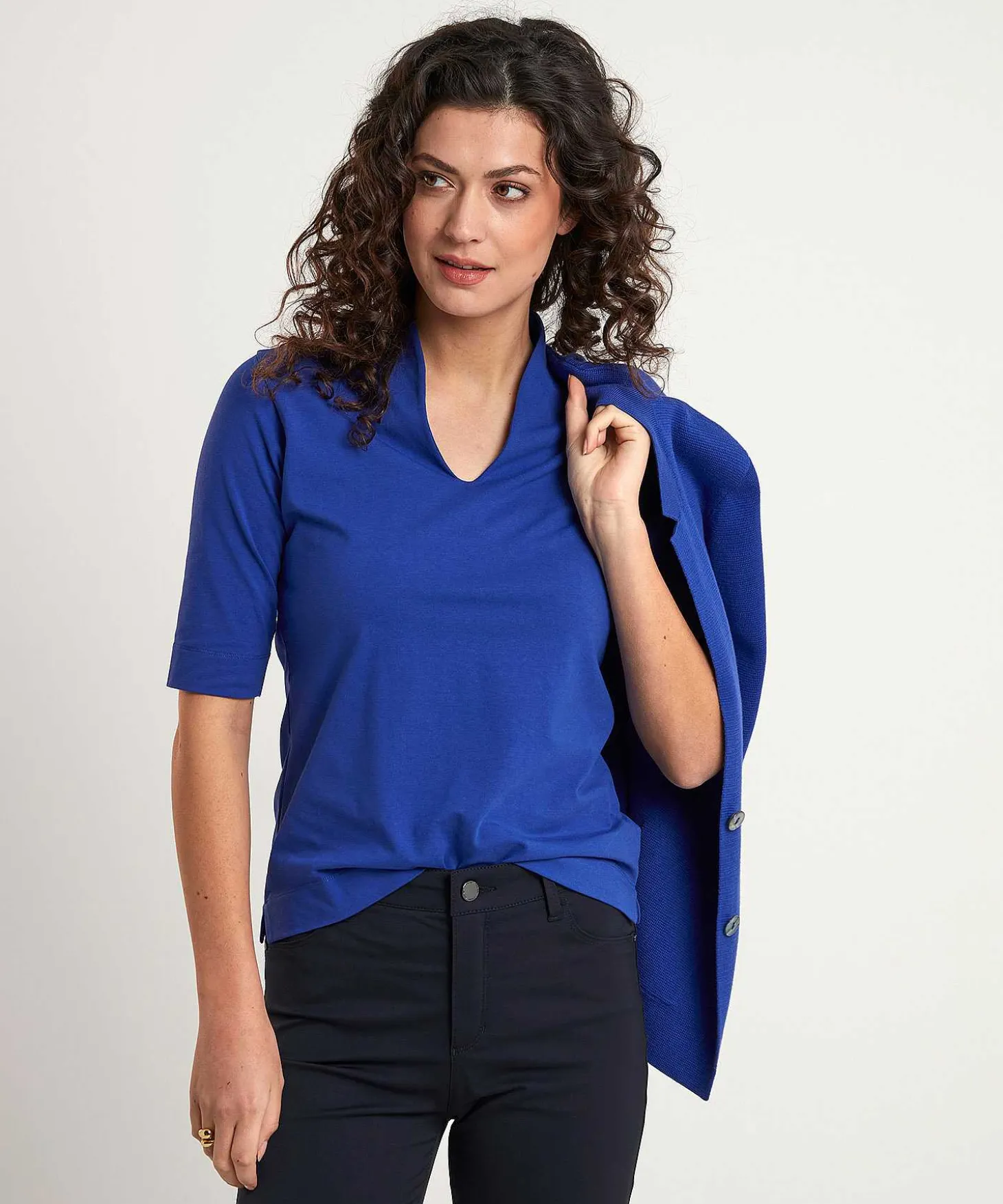 essentials_tulip_shirt_s_0-10.webp Essentials Tulip Shirt Short Sleeve** Online