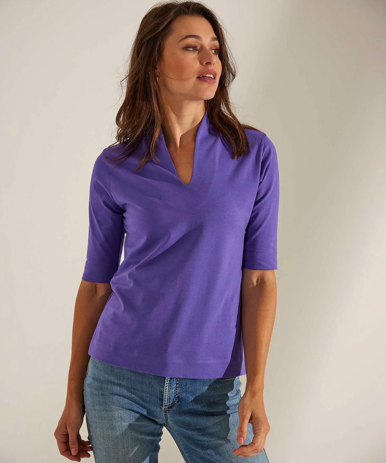 essentials_tulip_shirt_s_1-9.webp Essentials Tulip Shirt Short Sleeve** Store