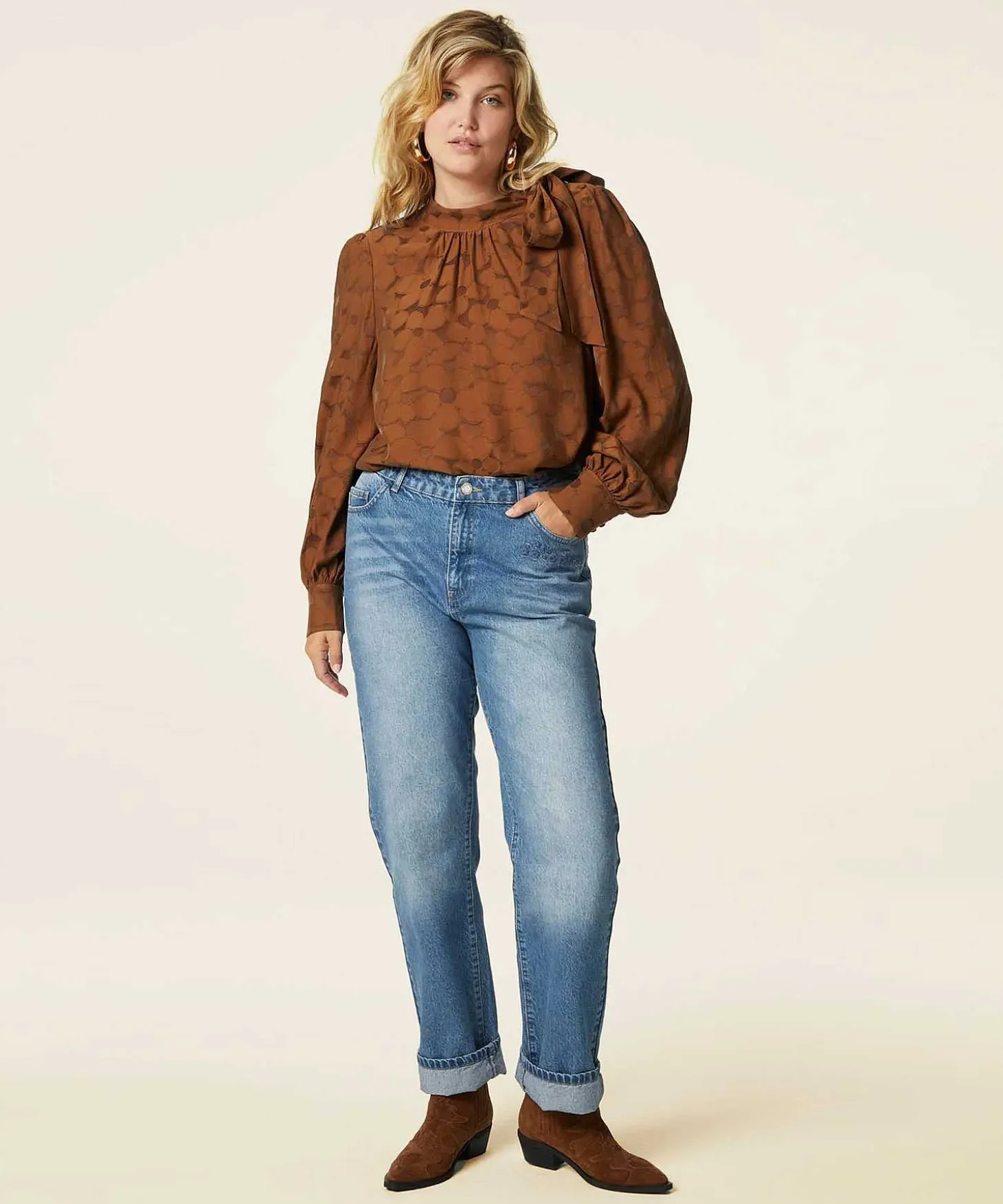 fabienne_chapot_blouse_bo_1.webp Blouse Bow And Floral Print Michou*Fabienne Chapot Flash Sale