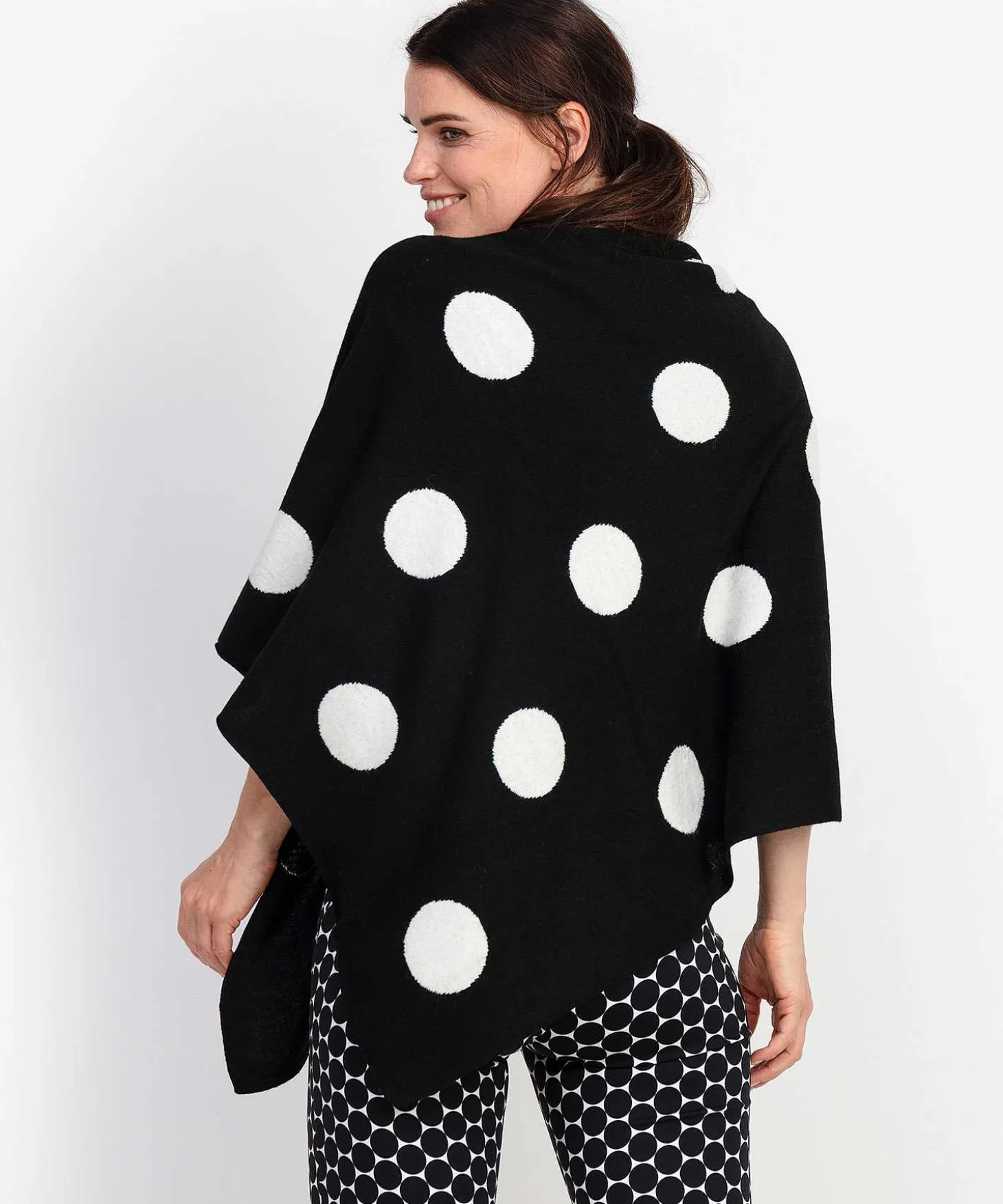 giulia_e_tu_cape_dot_0.webp Cape Dot*GIULIA E TU Shop