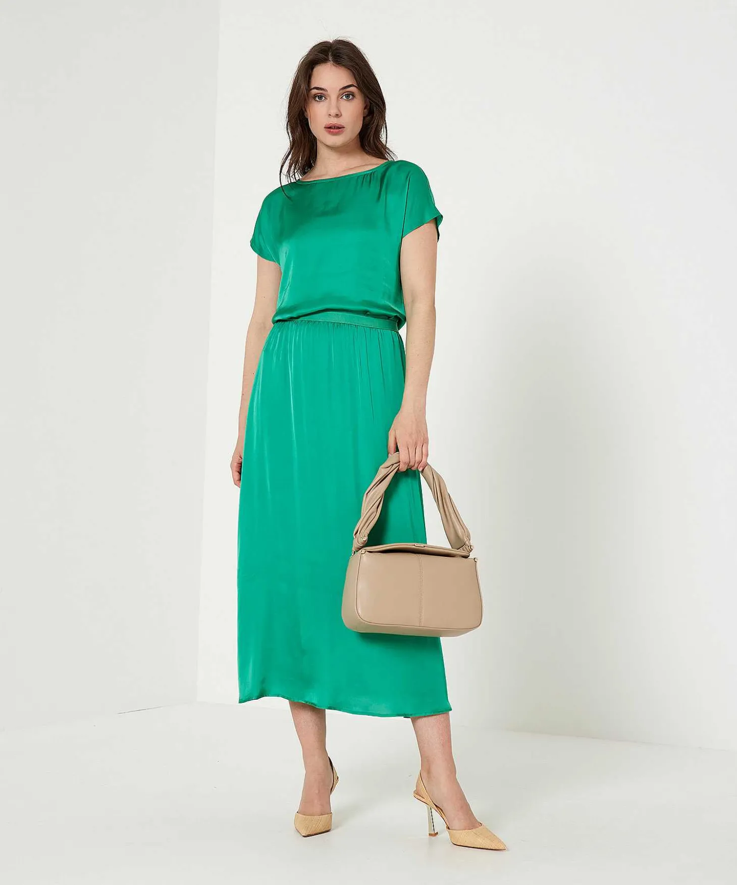 giulia_e_tu_skirt_satin_2.webp Skirt Satin*GIULIA E TU Best