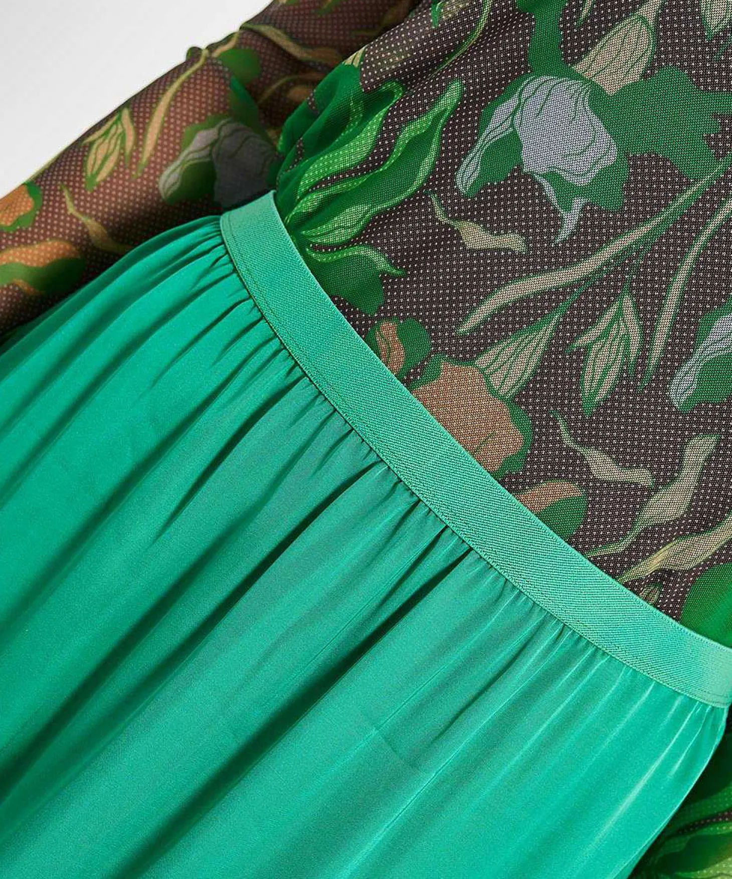 giulia_e_tu_skirt_satin_3.webp Skirt Satin*GIULIA E TU Best