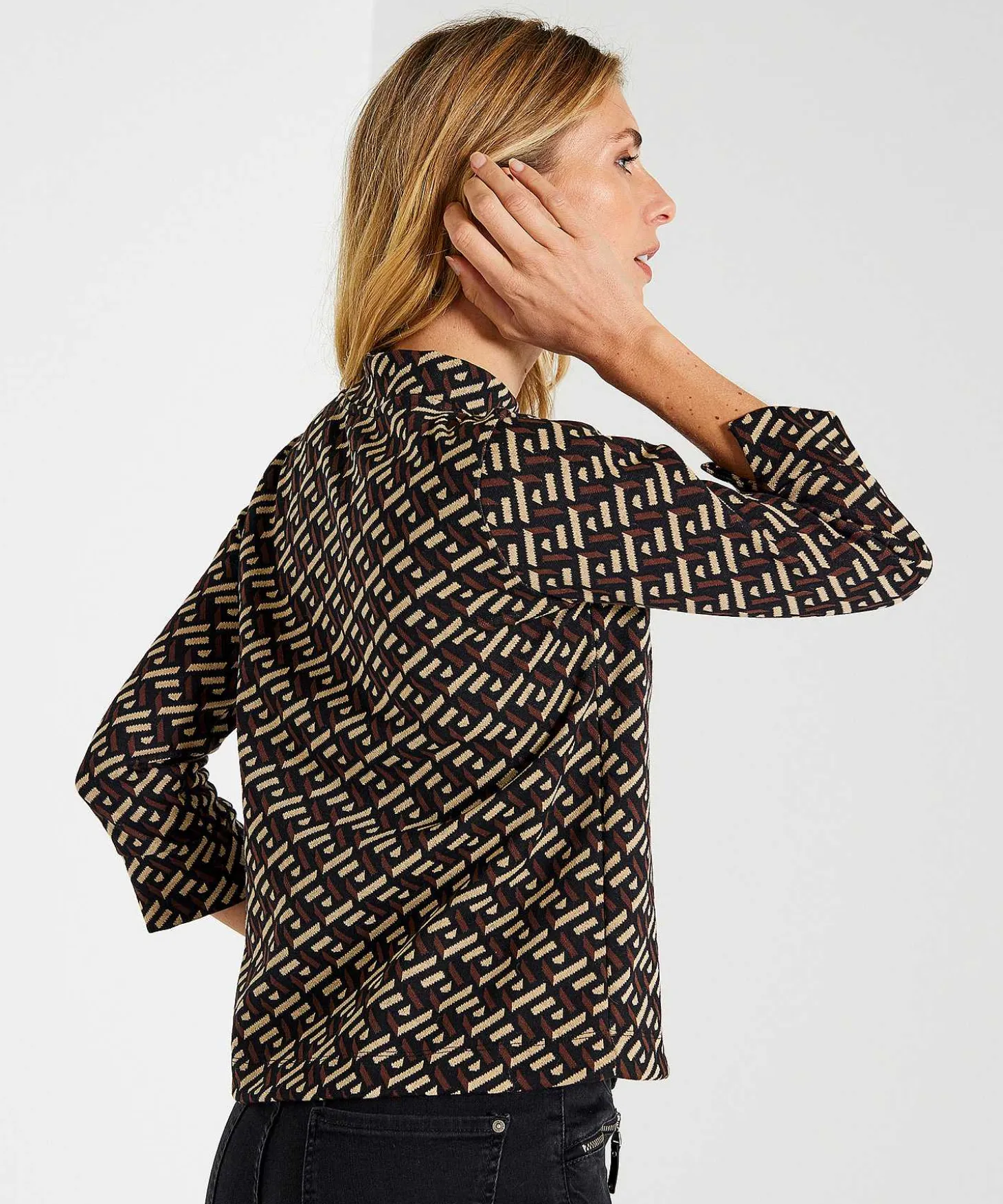 giulia_e_tu_top_graphic_j_0.webp Top Graphic Jacquard*GIULIA E TU Store