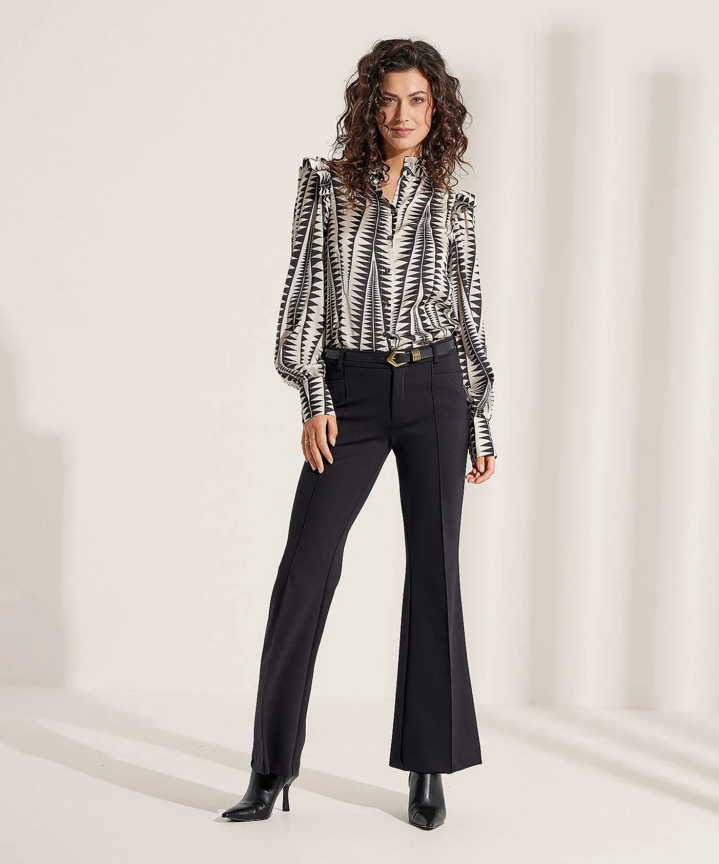 jane_lushka_silky_blouse__0.webp Silky Blouse Graphic Print Kim*Jane Lushka Clearance