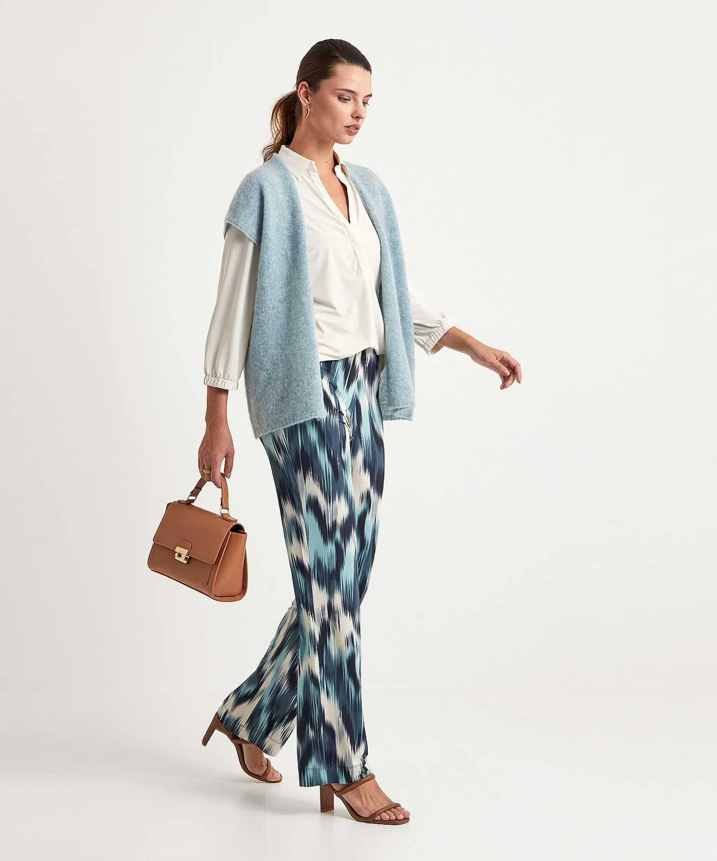 japan_tky_blouse_travel_f_3-1.webp Blouse Travel Fabric Fusa*Japan TKY Best