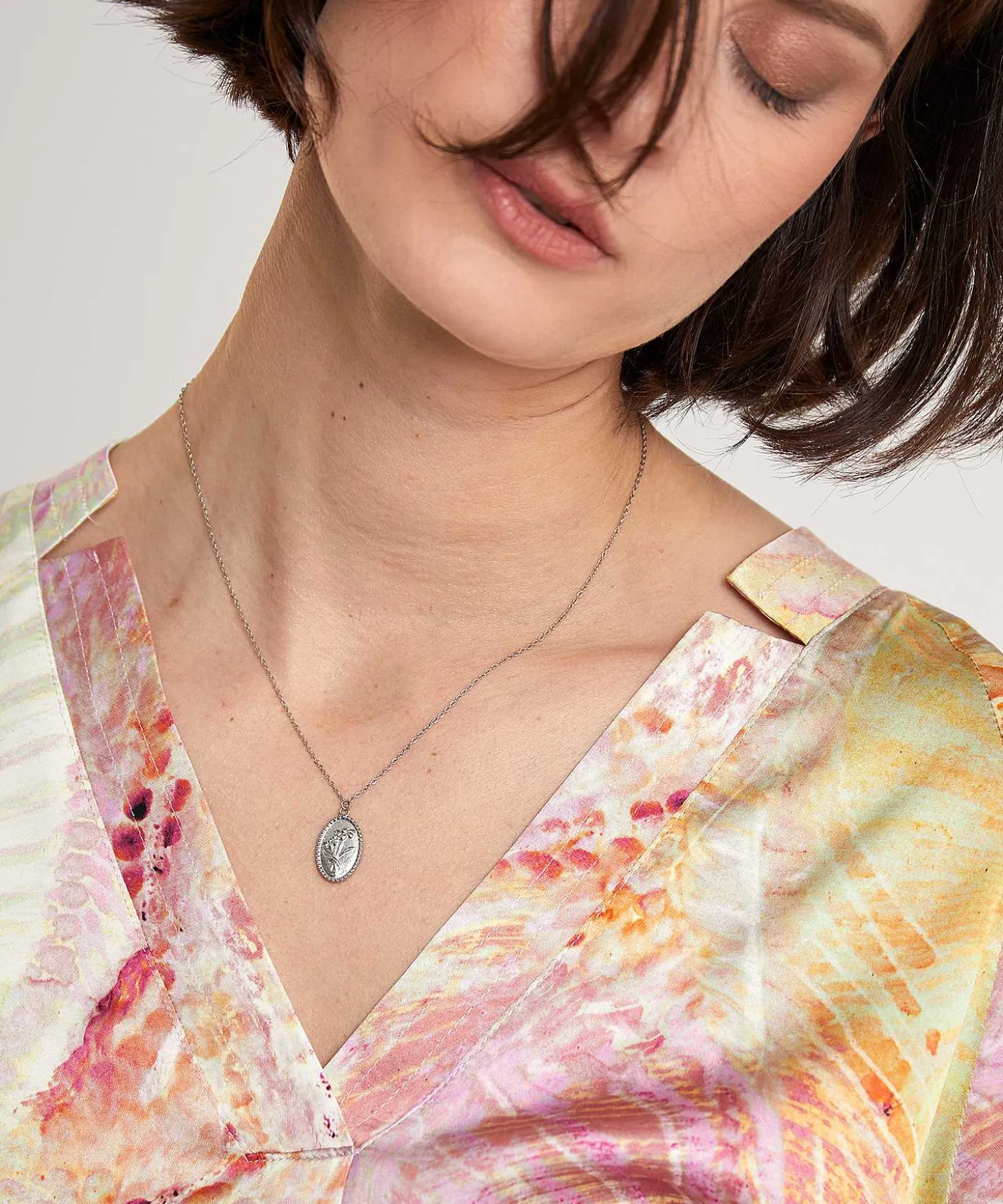 japan_tky_silky_blouse_wi_3.webp Silky Blouse With Print Nima*Japan TKY New