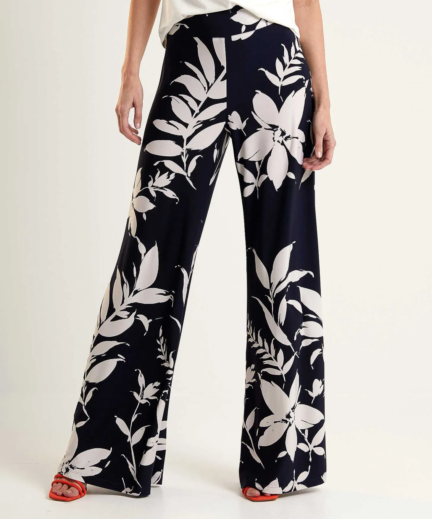 joseph_ribkoff_wide_leg_t_2.webp Wide Leg Trousers Leaf Print*Joseph Ribkoff Best