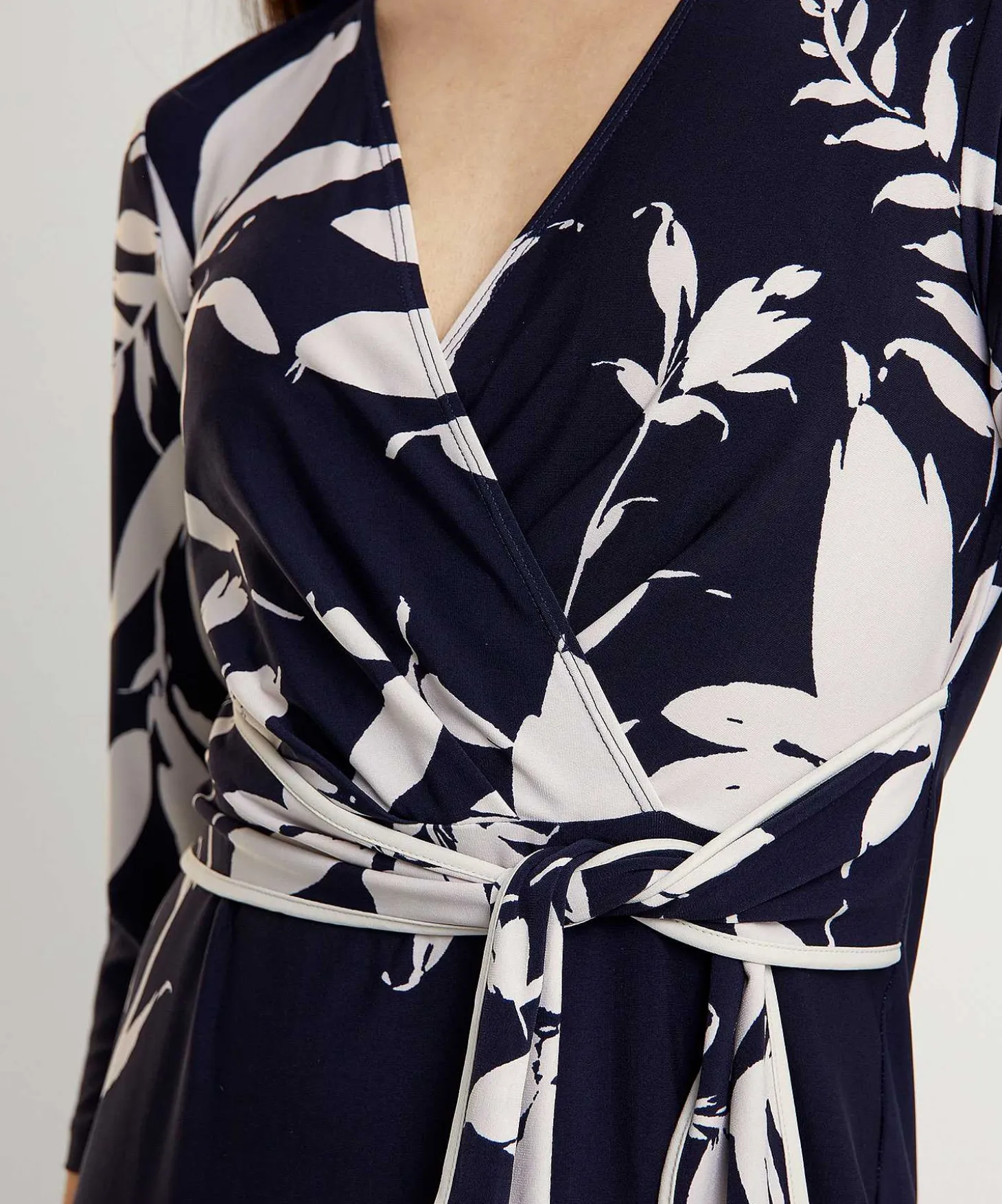 joseph_ribkoff_wrap_dress_2.webp Wrap Dress Flower*Joseph Ribkoff Flash Sale