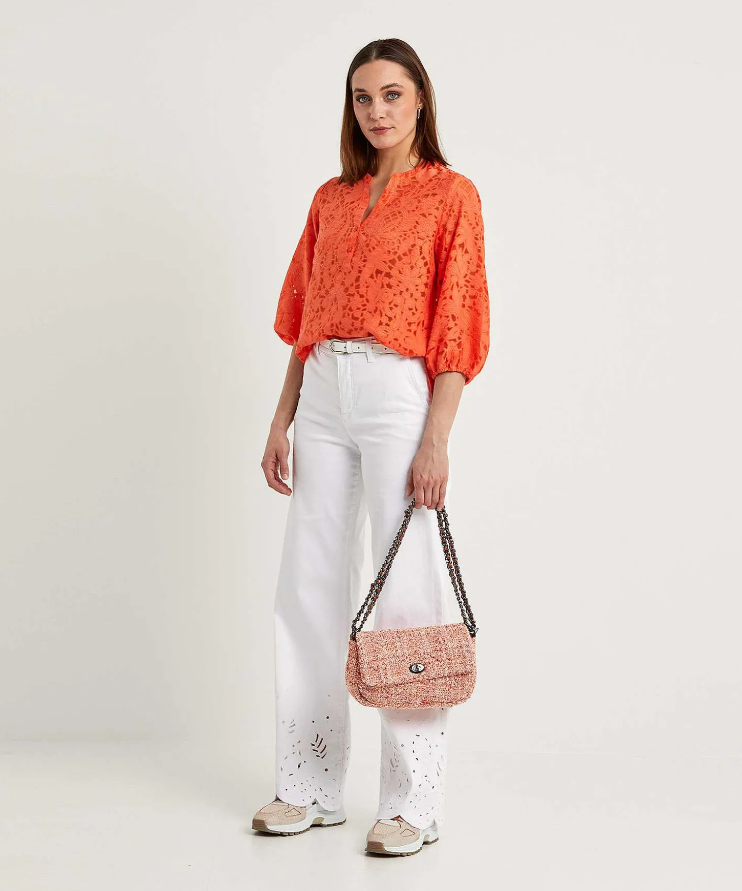 kyra_ausbrenner_blouse_ta_1.webp Ausbrenner Blouse Tamara*KYRA Sale