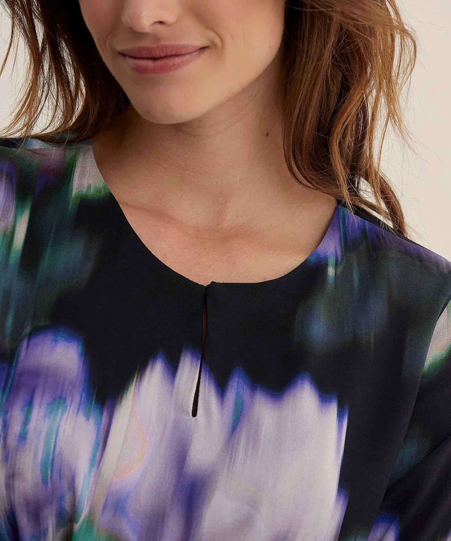 kyra_blouse_faded_flower__2.webp Blouse Faded Flower Print Wendy*KYRA Outlet