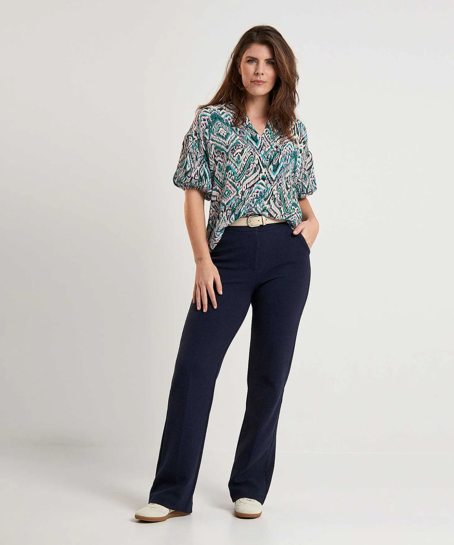 kyra_blouse_ikat_print_ti_0.webp Blouse Ikat Print Titia*KYRA Cheap