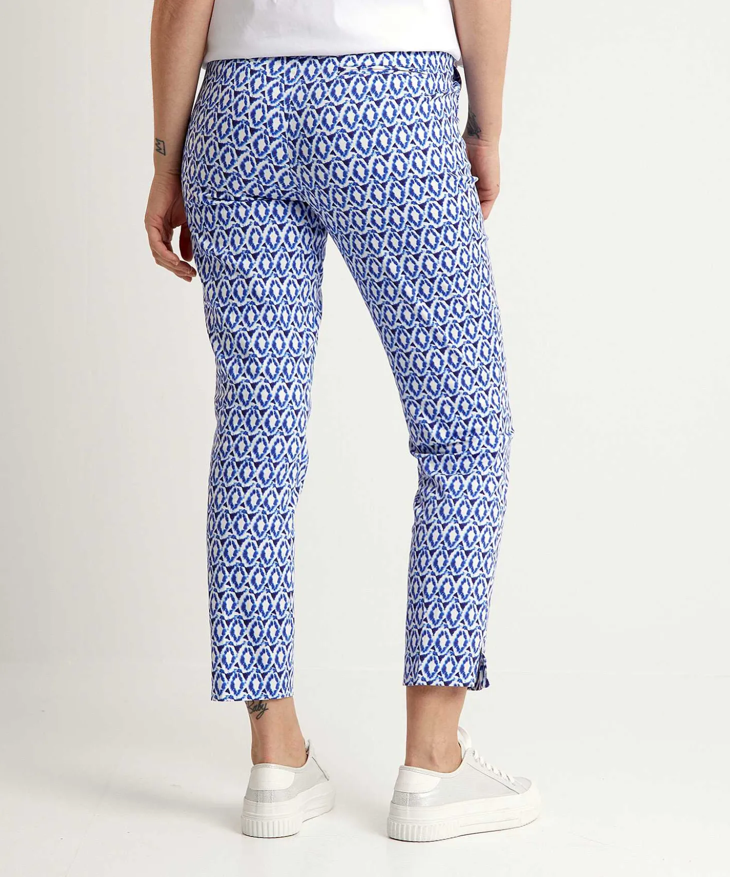 kyra_cropped_pants_tiedye_2.webp Cropped Pants Tie-Dye Print Annemiek*KYRA Best Sale