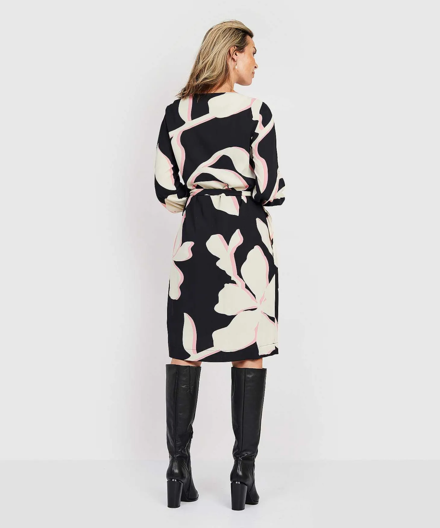 kyra_dress_floral_print_t_0.webp Dress Floral Print Tara*KYRA Shop