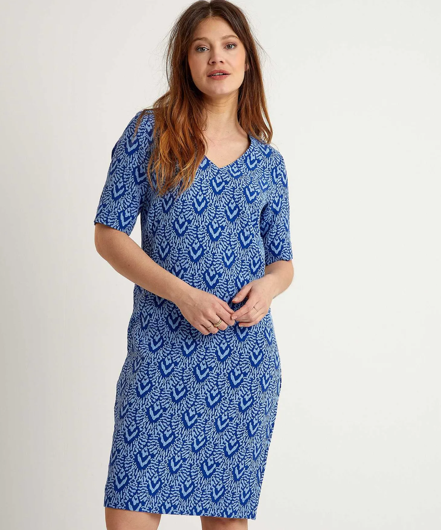 kyra_dress_jacquard_carme_1.webp Dress Jacquard Carmen*KYRA Discount