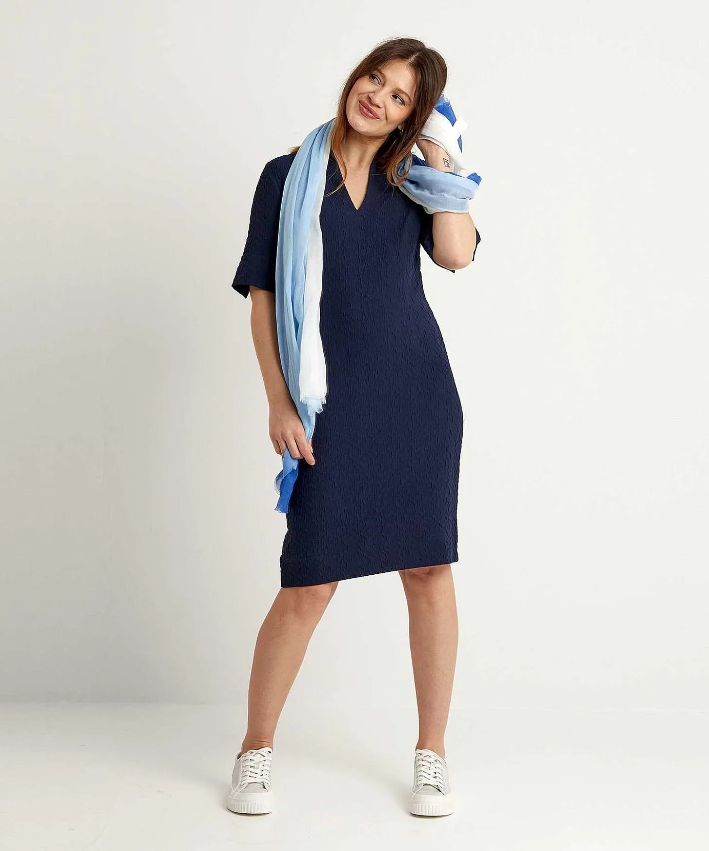 kyra_dress_jacquard_sarin_0-2.webp Dress Jacquard Sarina*KYRA Cheap