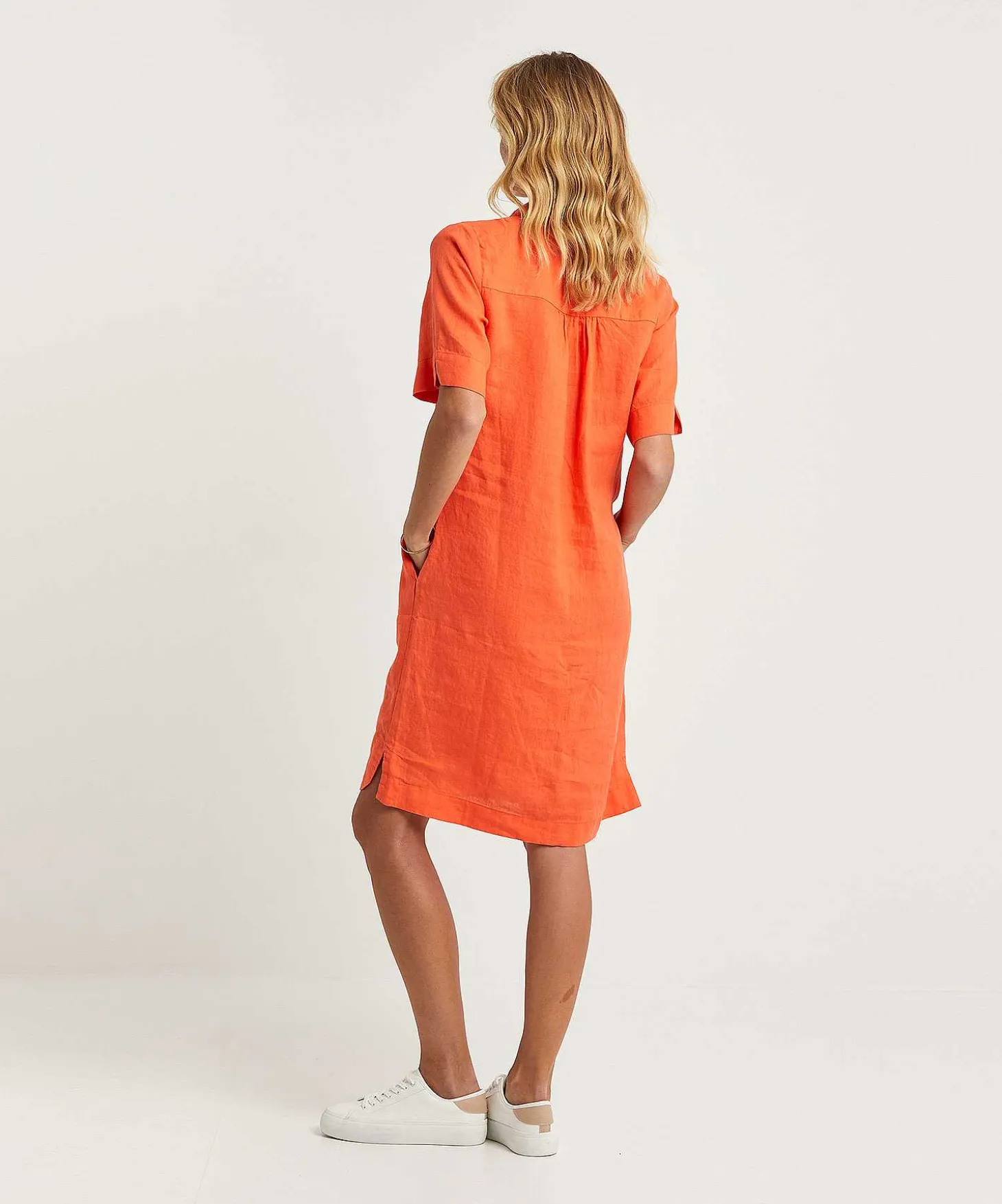 kyra_linen_shirt_dress_la_1.webp Linen Shirt Dress Laura*KYRA New
