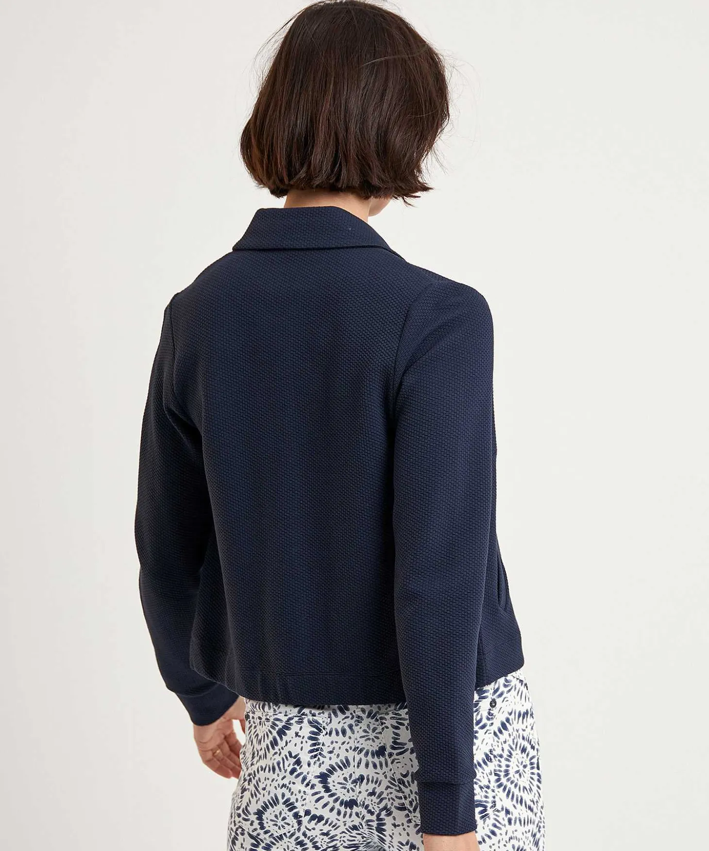 kyra_short_jacket_with_st_1.webp Short Jacket With Structure Joyce*KYRA Hot