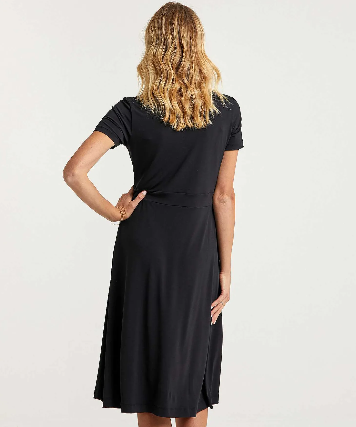 kyra_slinky_wrap_dress_pa_1.webp Slinky Wrap Dress Pam*KYRA Outlet