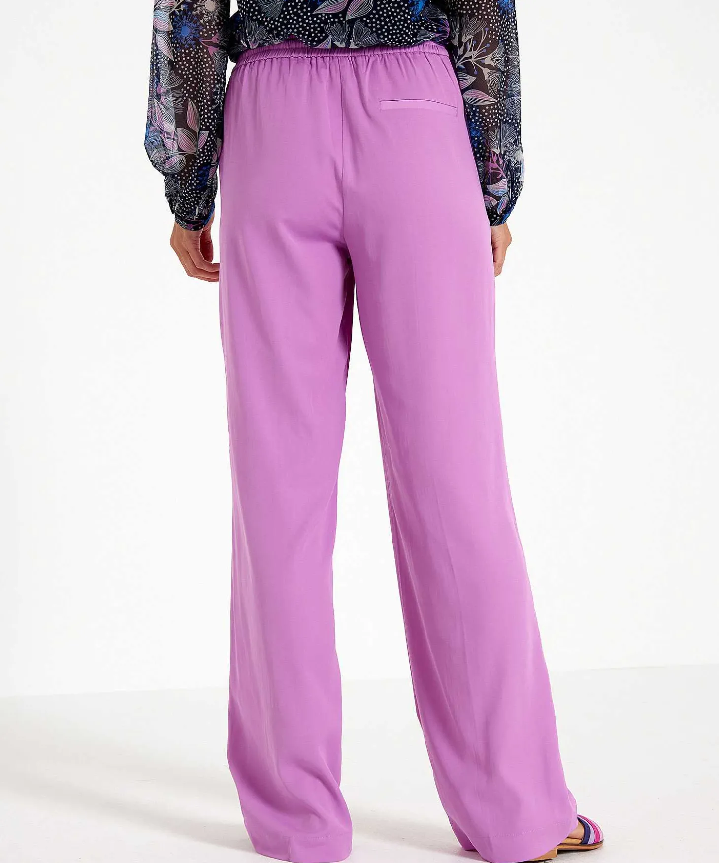 kyra_wide_leg_pants_ines_3-1.webp Wide Leg Pants Ines*KYRA Online